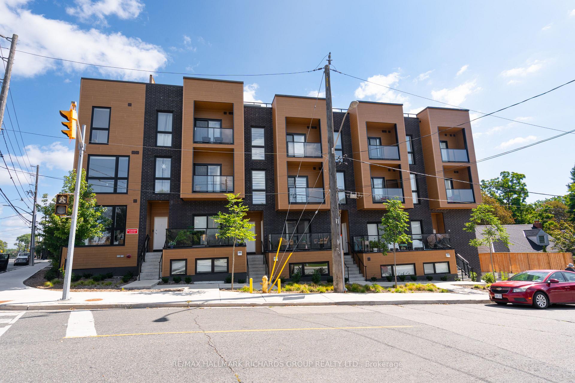 Photo of Unit 4, 35 Birchcliff Avenue