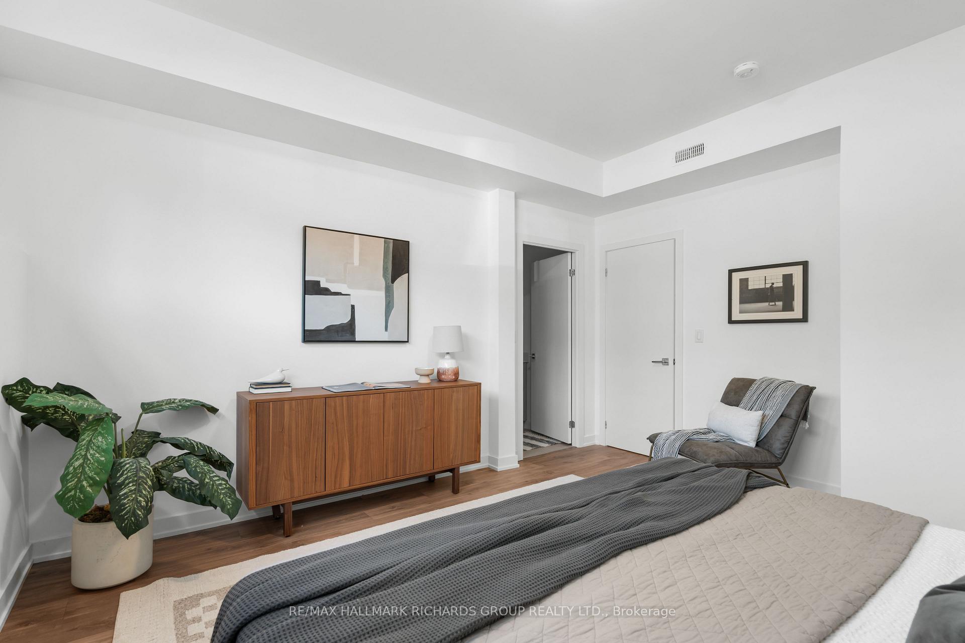 Photo 25 of Unit 4, 35 Birchcliff Avenue, Scarborough, Birchcliffe-Cliffside — HOMEH