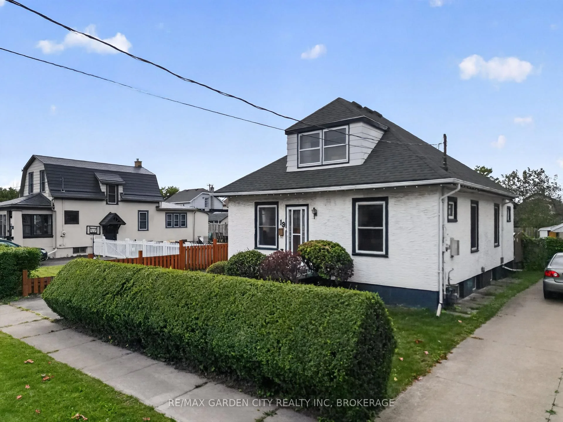 Photo 4 of 19 Cunningham Street, Thorold, Thorold Downtown — HOMEH
