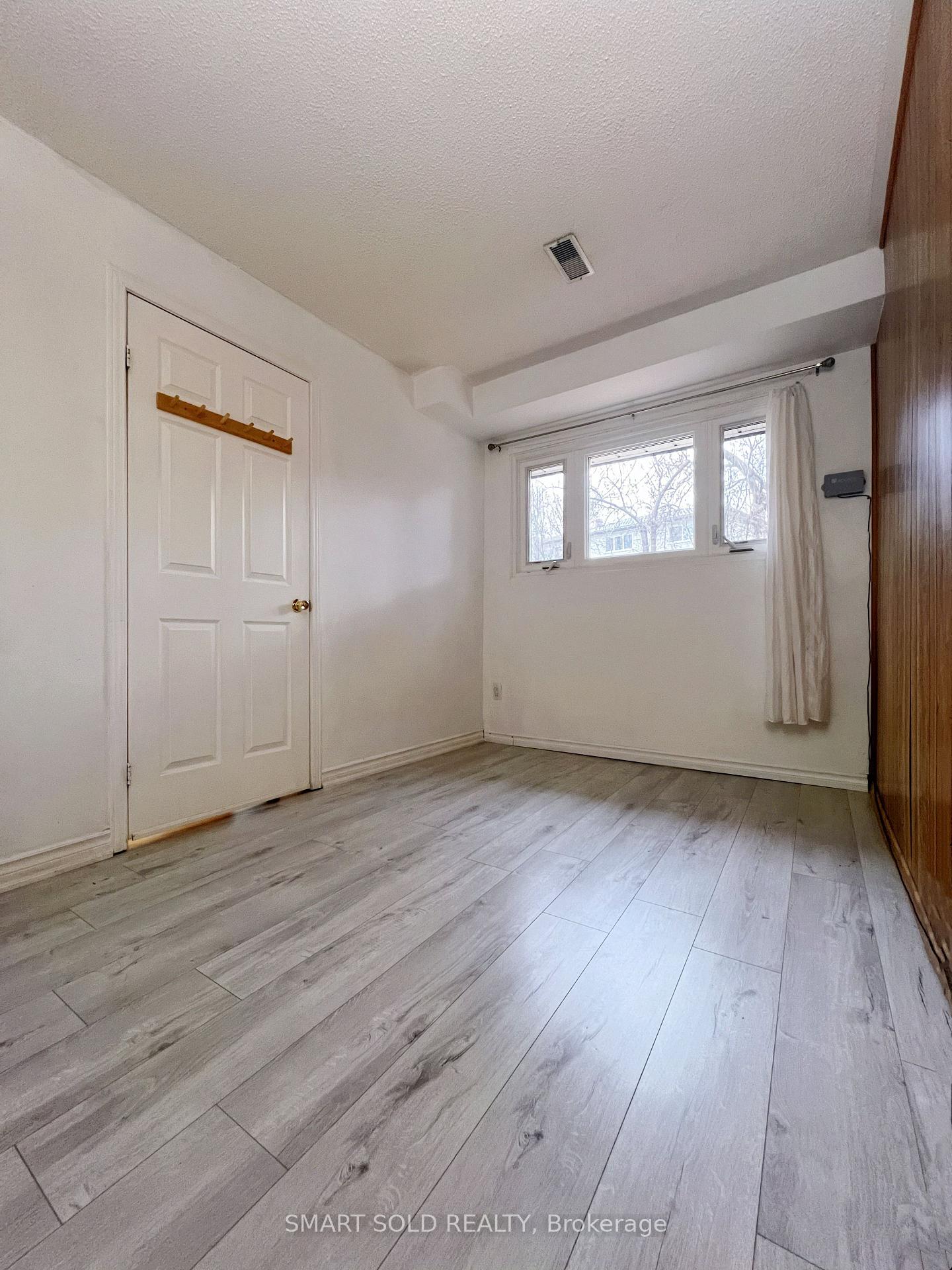 Photo 13 of Unit Main, 171 Angus Drive, North York, Don Valley Village — HOMEH