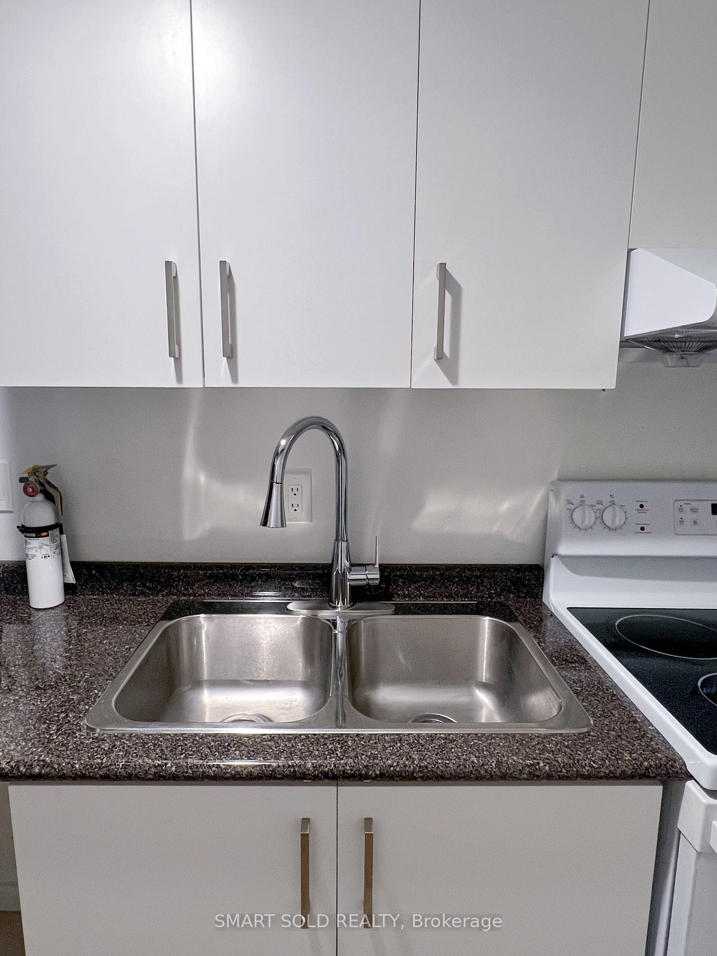 Photo 16 of Unit Main, 171 Angus Drive, North York, Don Valley Village — HOMEH