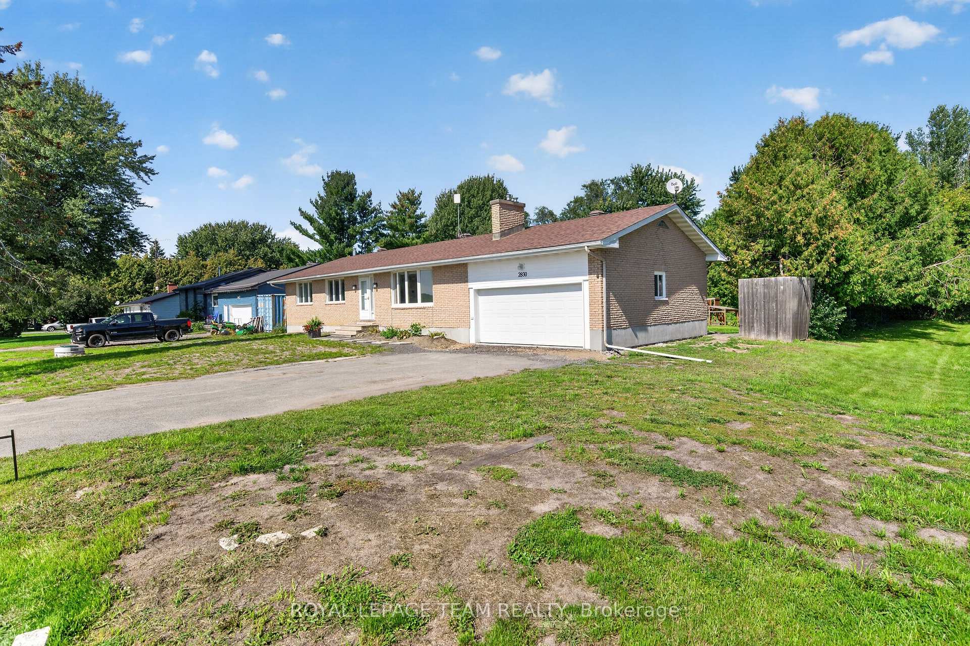 Photo 2 of 2830 John Shaw Road, Ottawa, Fitzroy Ward (South East) — HOMEH