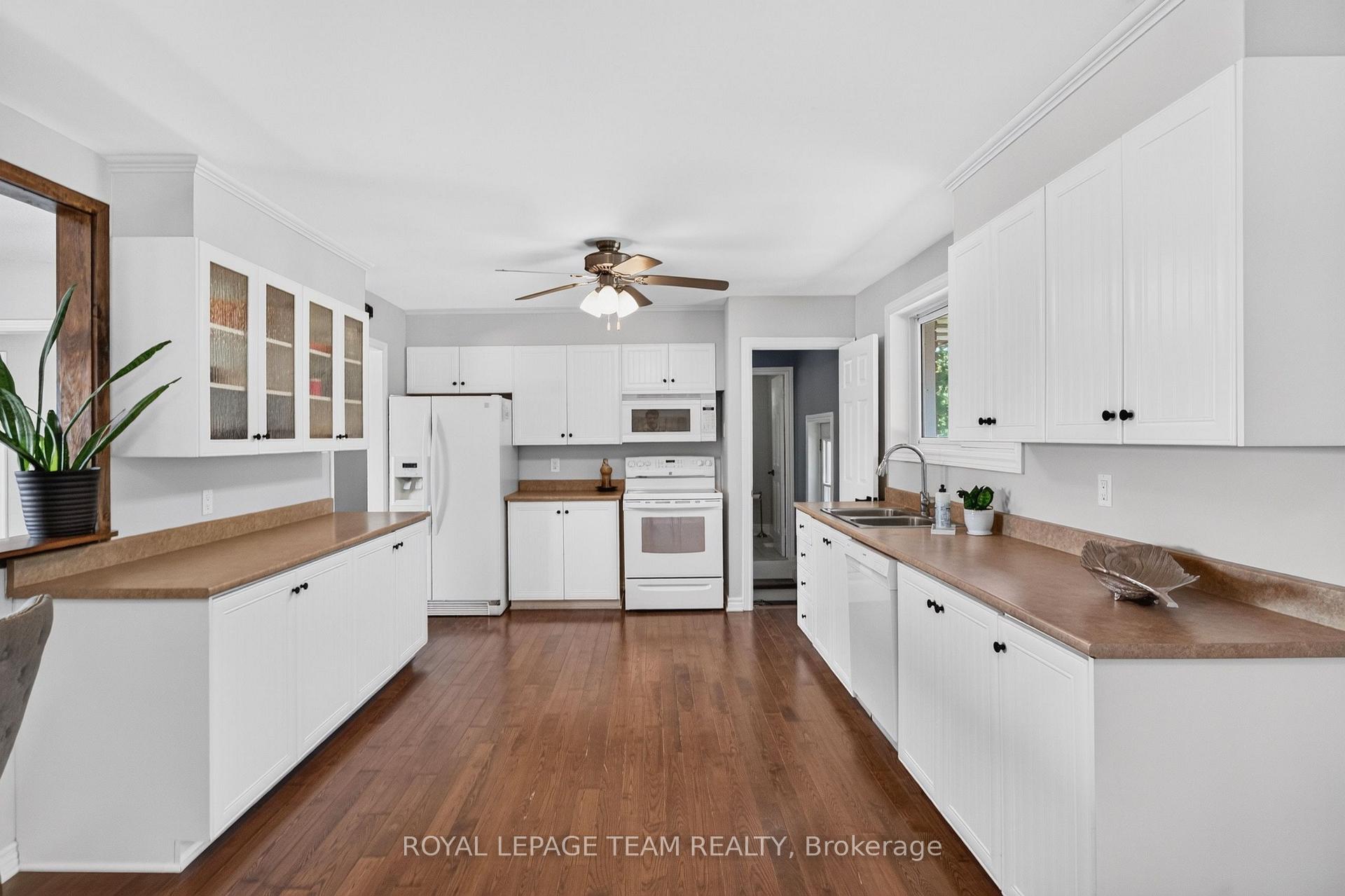 Photo 17 of 2830 John Shaw Road, Ottawa, Fitzroy Ward (South East) — HOMEH