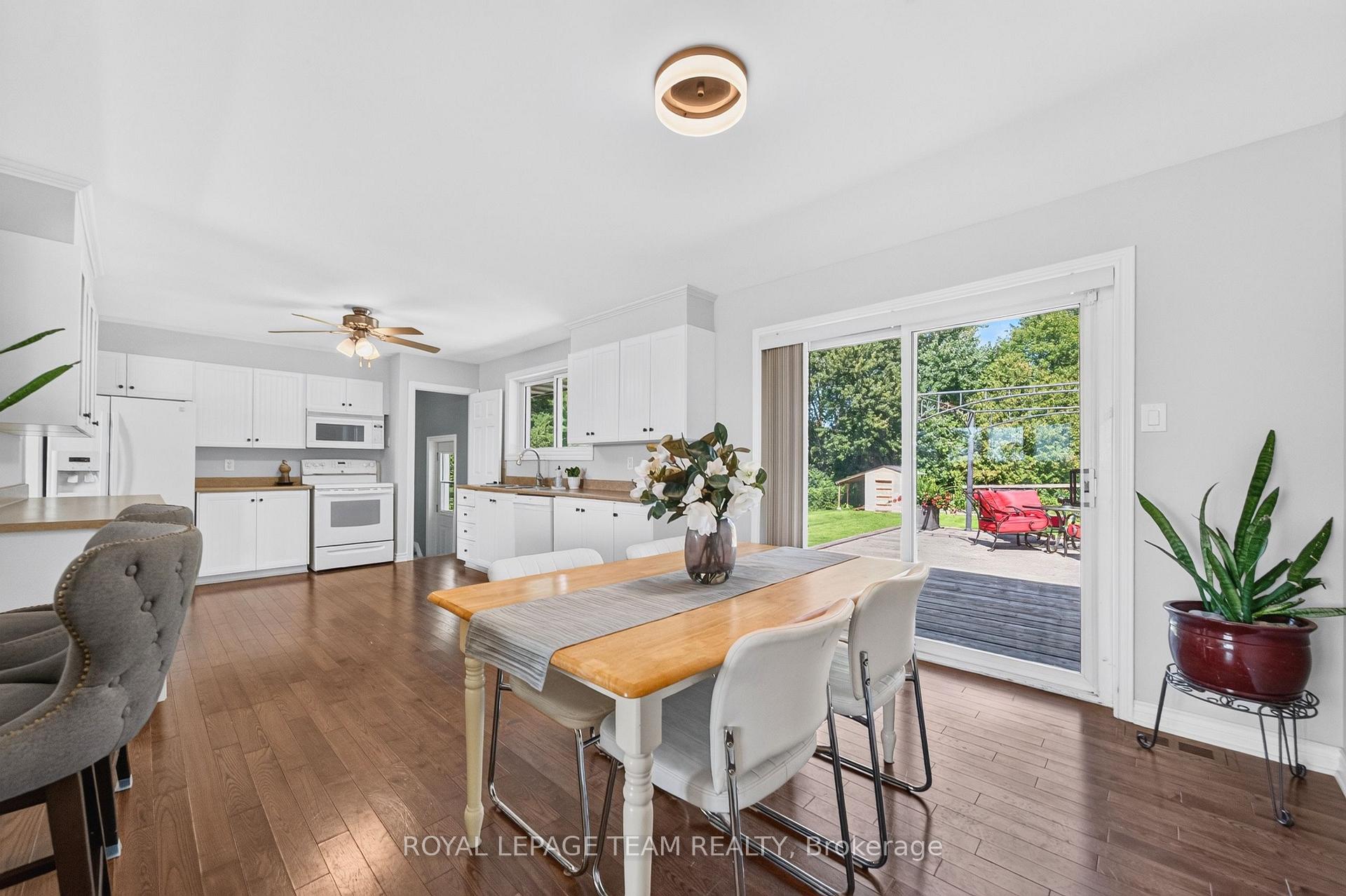 Photo 20 of 2830 John Shaw Road, Ottawa, Fitzroy Ward (South East) — HOMEH