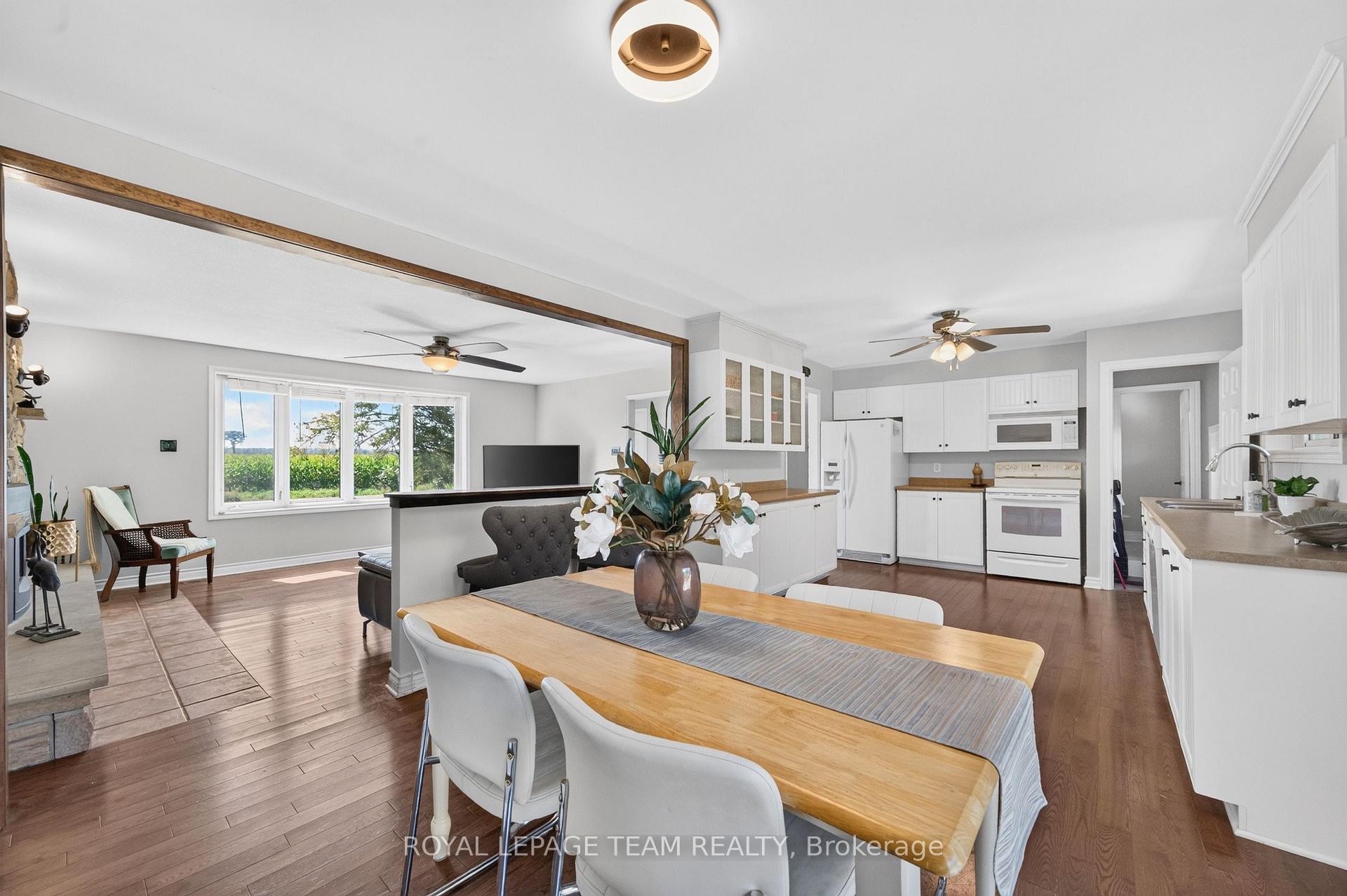 Photo 21 of 2830 John Shaw Road, Ottawa, Fitzroy Ward (South East) — HOMEH