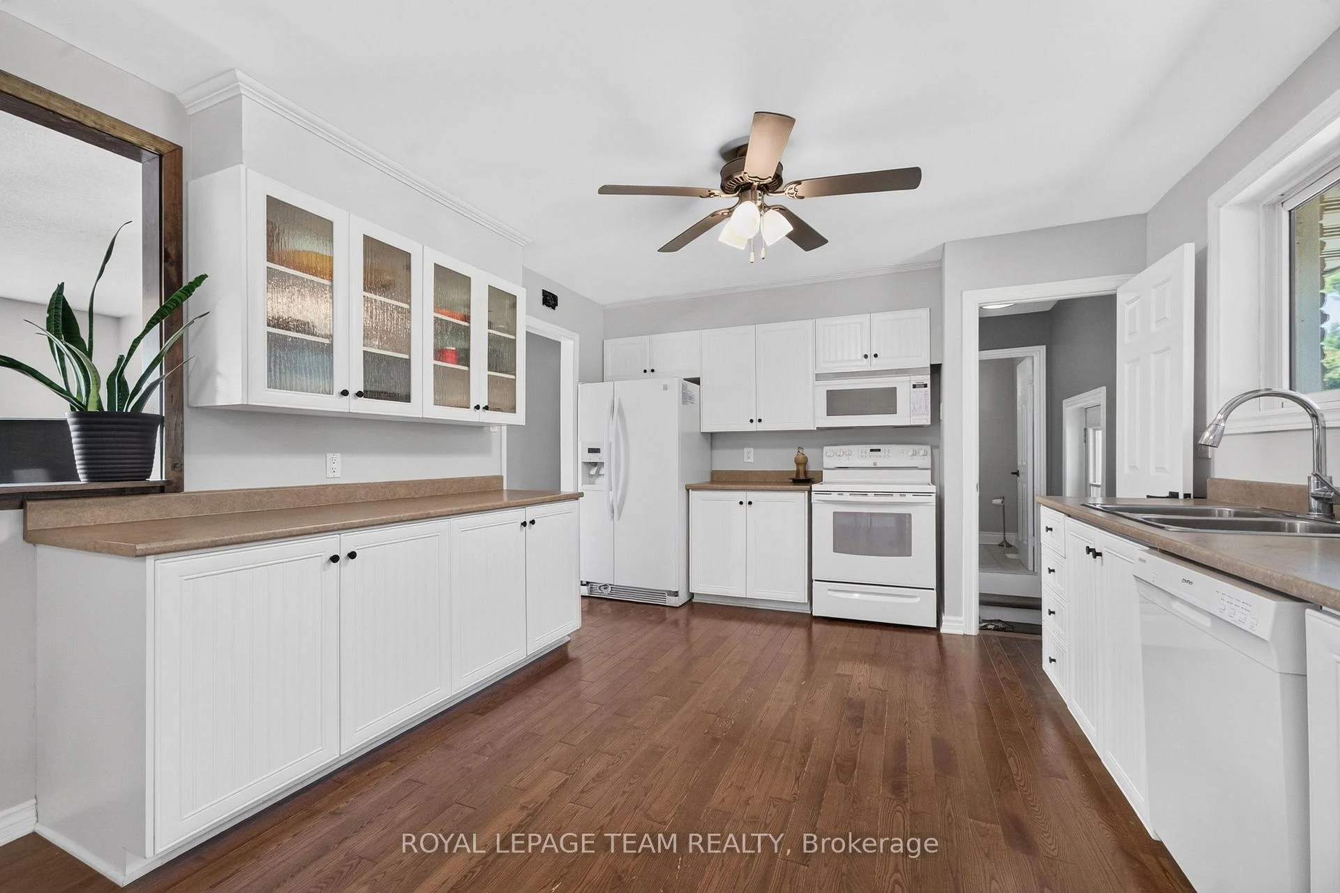Photo 15 of 2830 John Shaw Road, Ottawa, Fitzroy Ward (South East) — HOMEH