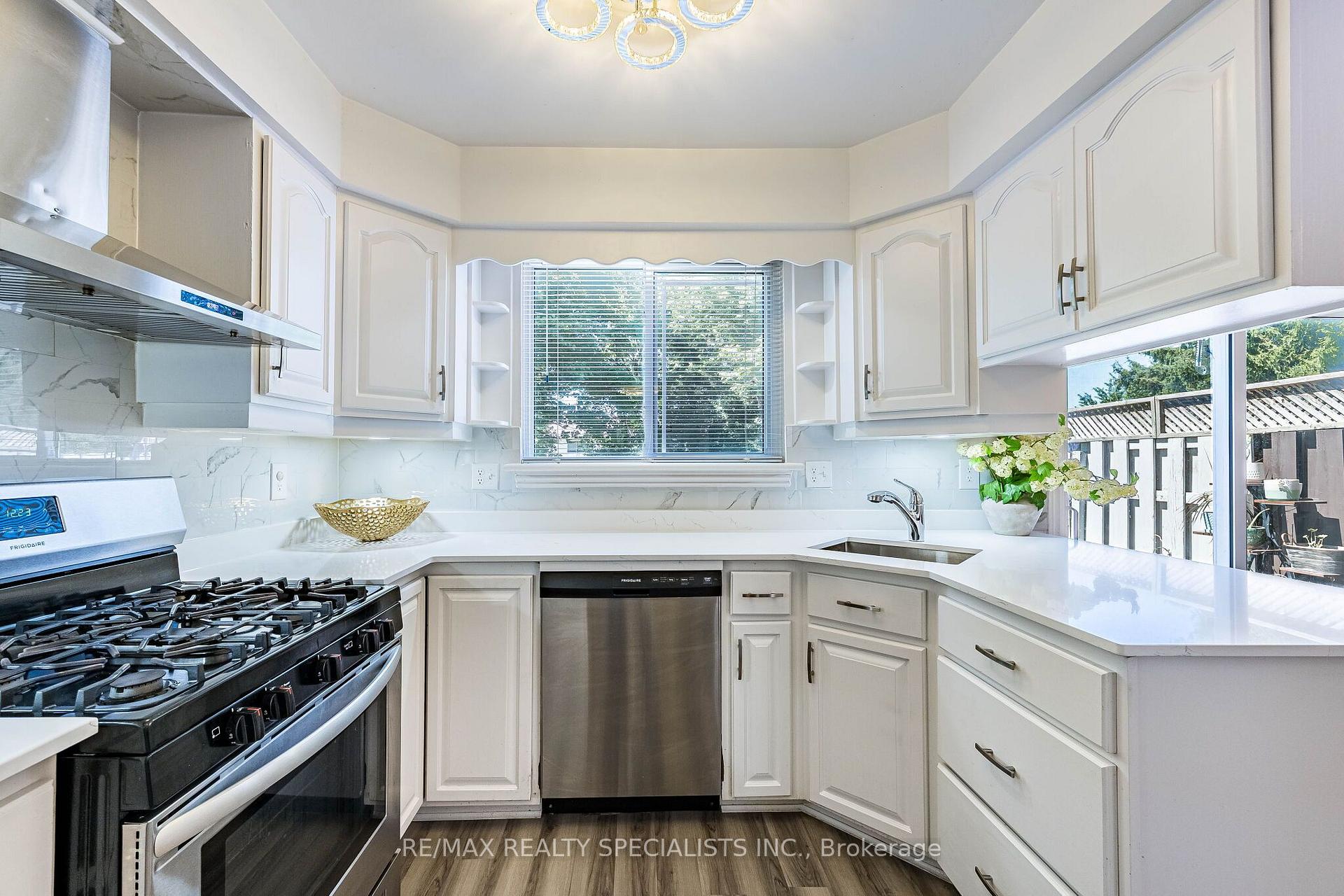 Photo 14 of 95 Hadati Road, Guelph, Grange Road — HOMEH