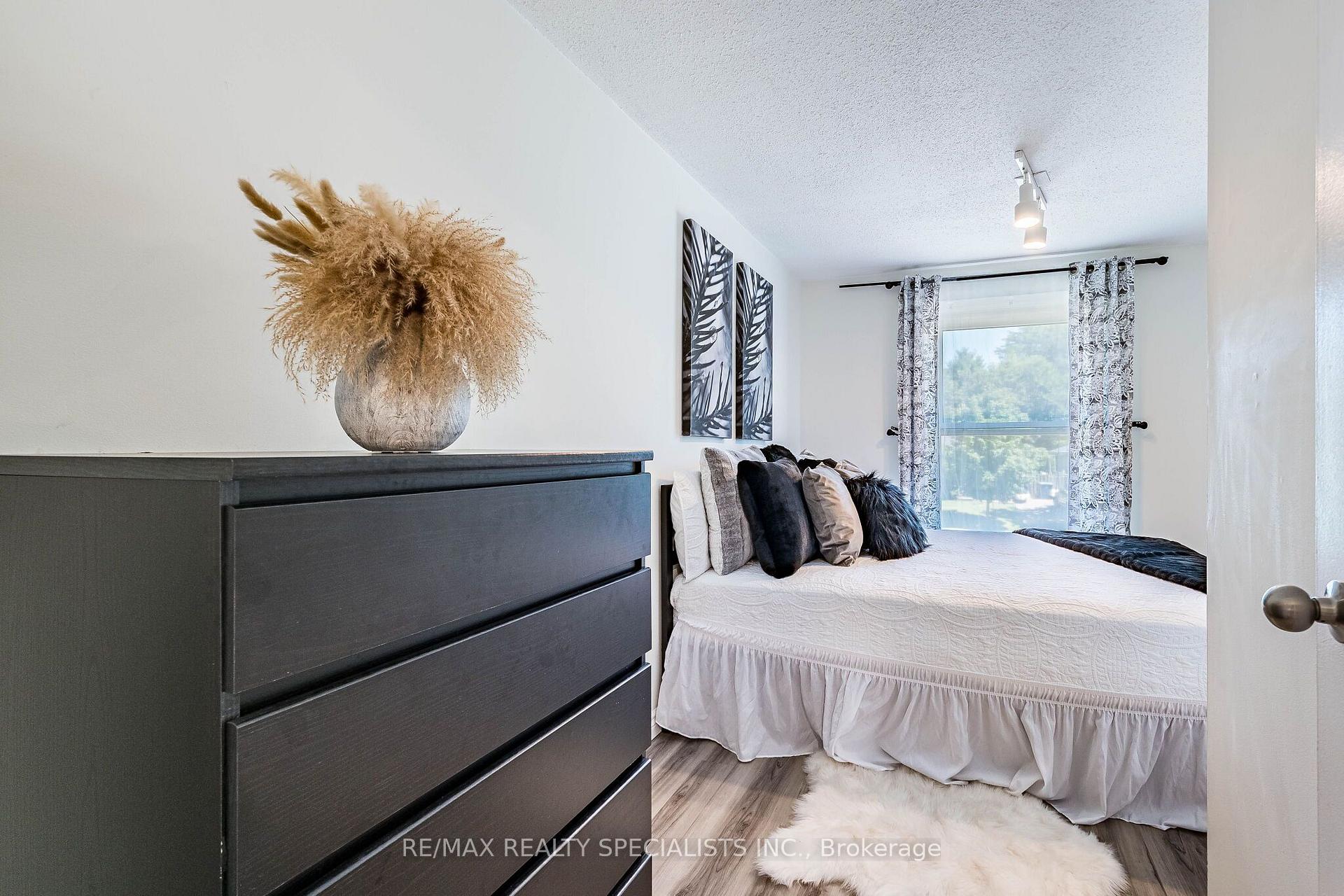 Photo 23 of 95 Hadati Road, Guelph, Grange Road — HOMEH