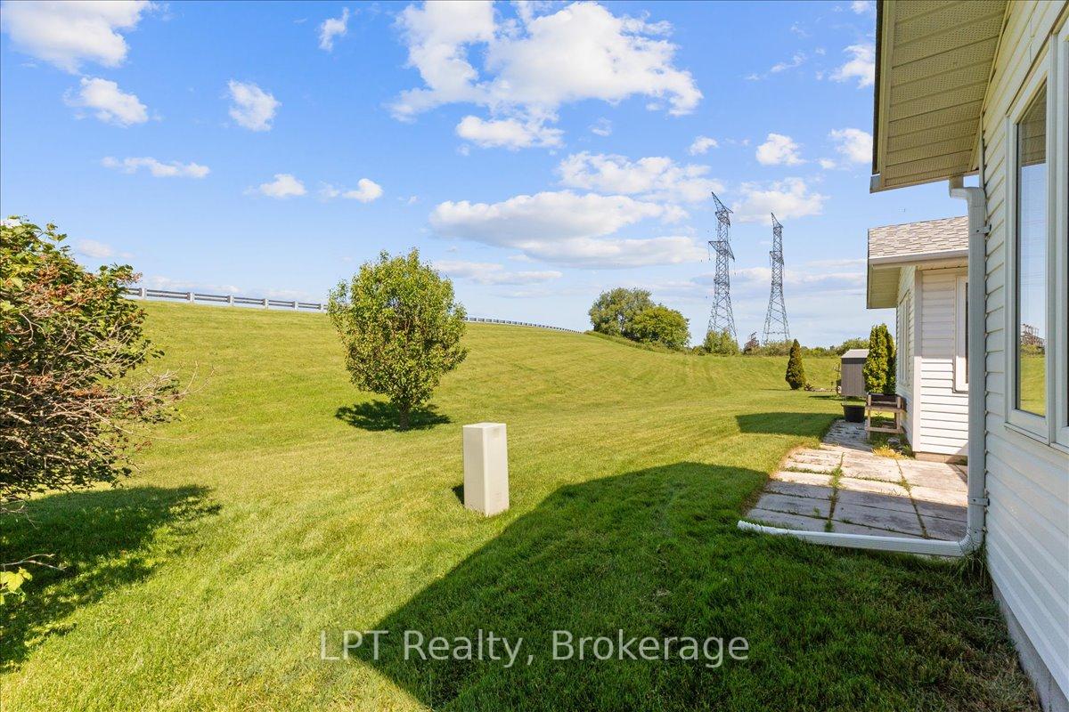 Photo 31 of 5 Niagara Trail, Clarington, Bowmanville — HOMEH