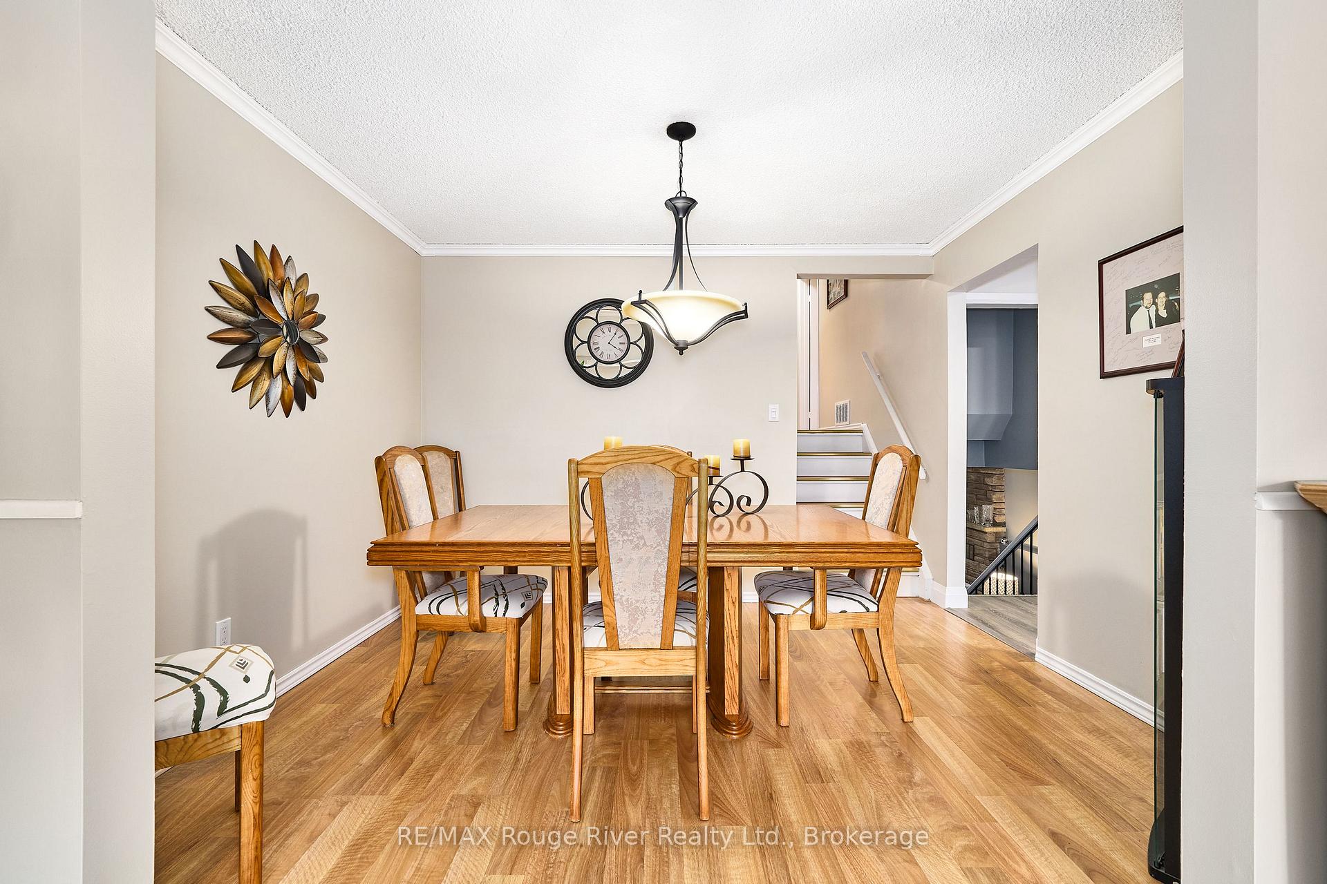 Photo 21 of 607 Foxrun Court, Oshawa, Pinecrest — HOMEH