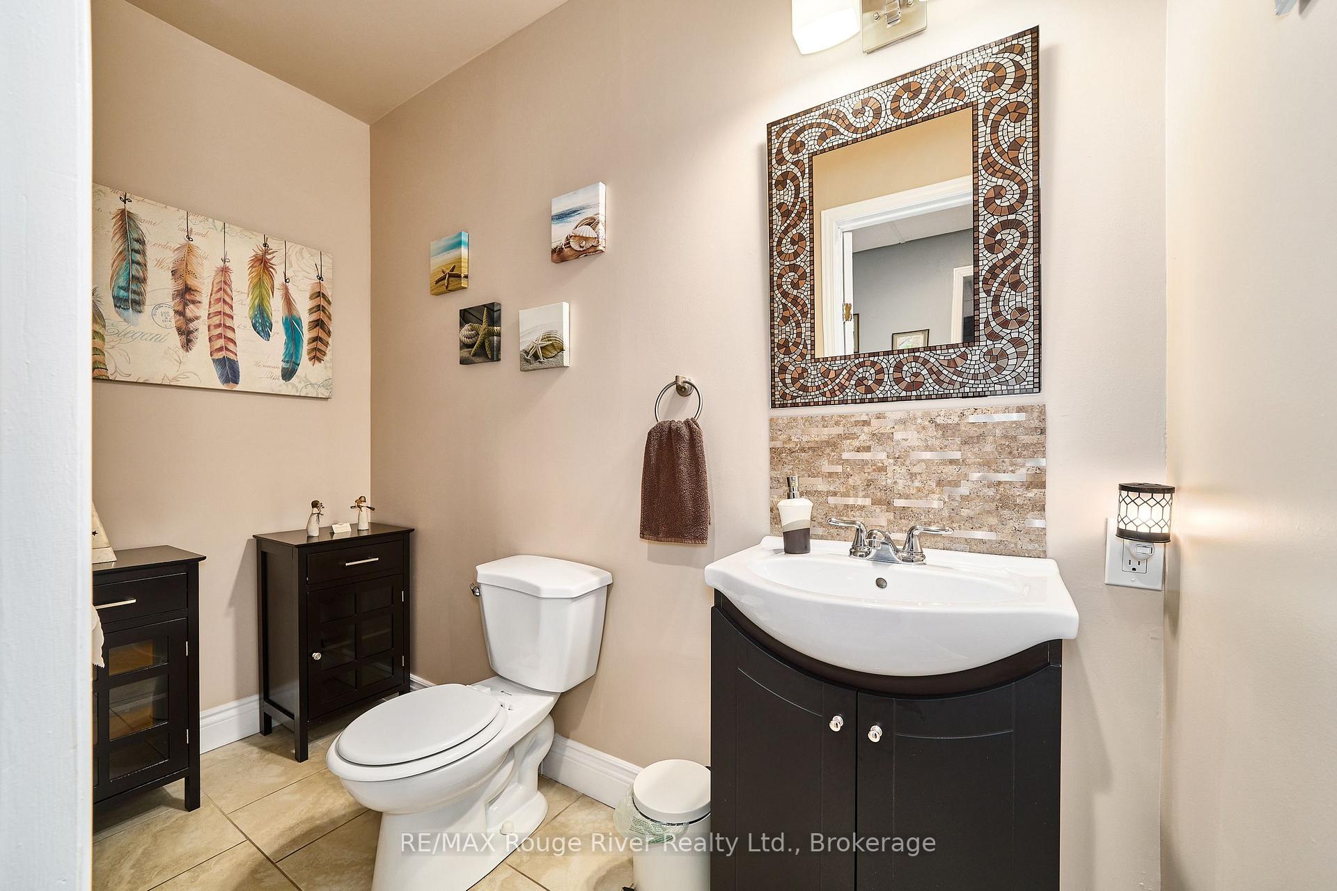 Photo 32 of 607 Foxrun Court, Oshawa, Pinecrest — HOMEH