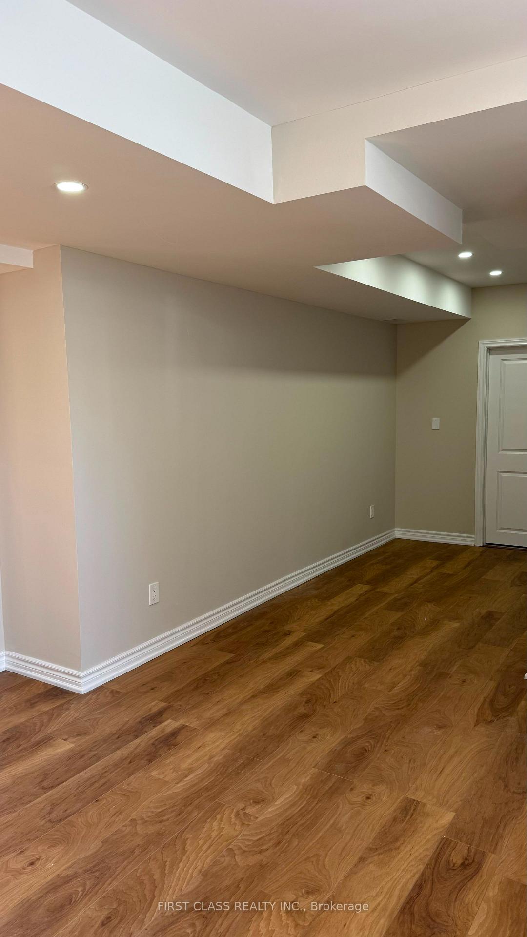 Photo 12 of Unit Lower, 49 Mountainside Crescent, Whitby, Rolling Acres — HOMEH