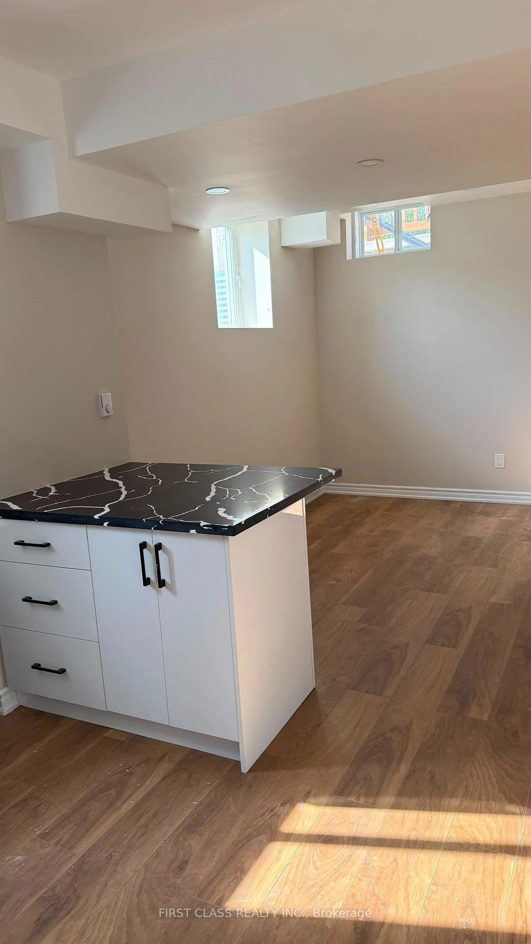 Photo 5 of Unit Lower, 49 Mountainside Crescent, Whitby, Rolling Acres — HOMEH