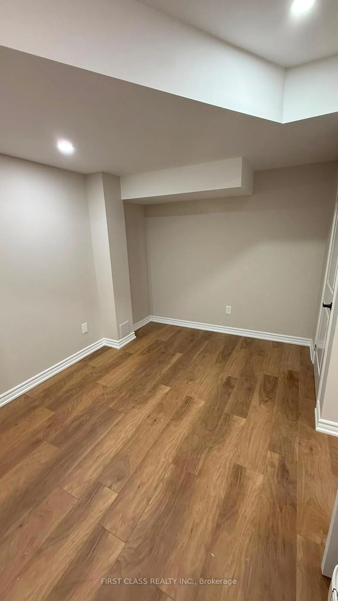 Photo 44 of Unit Lower, 49 Mountainside Crescent, Whitby, Rolling Acres — HOMEH