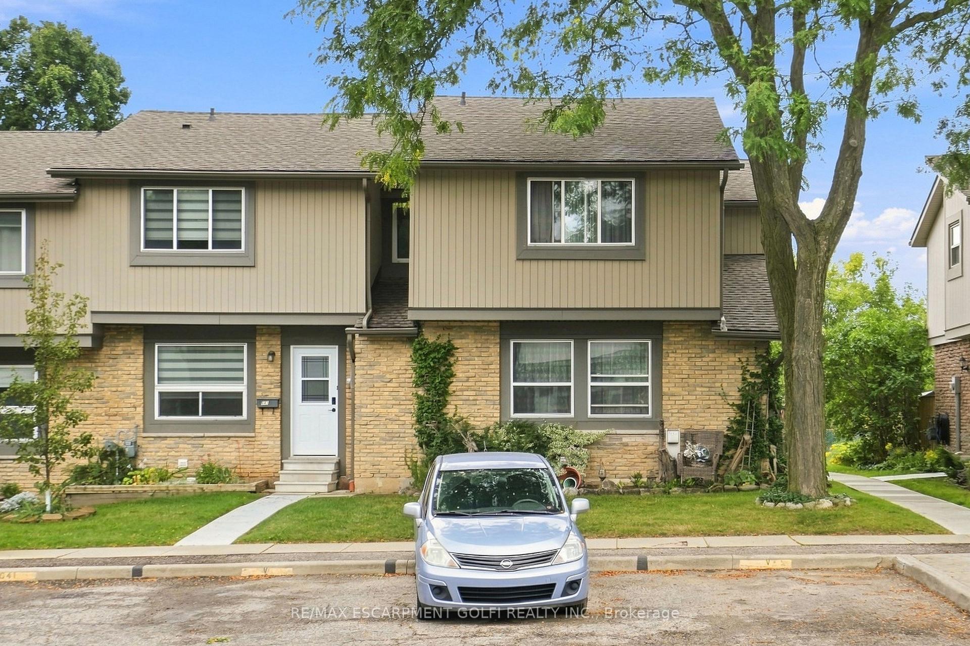 Photo 2 of Unit 70, 643 Woodward Avenue, Milton, Dorset Park — HOMEH