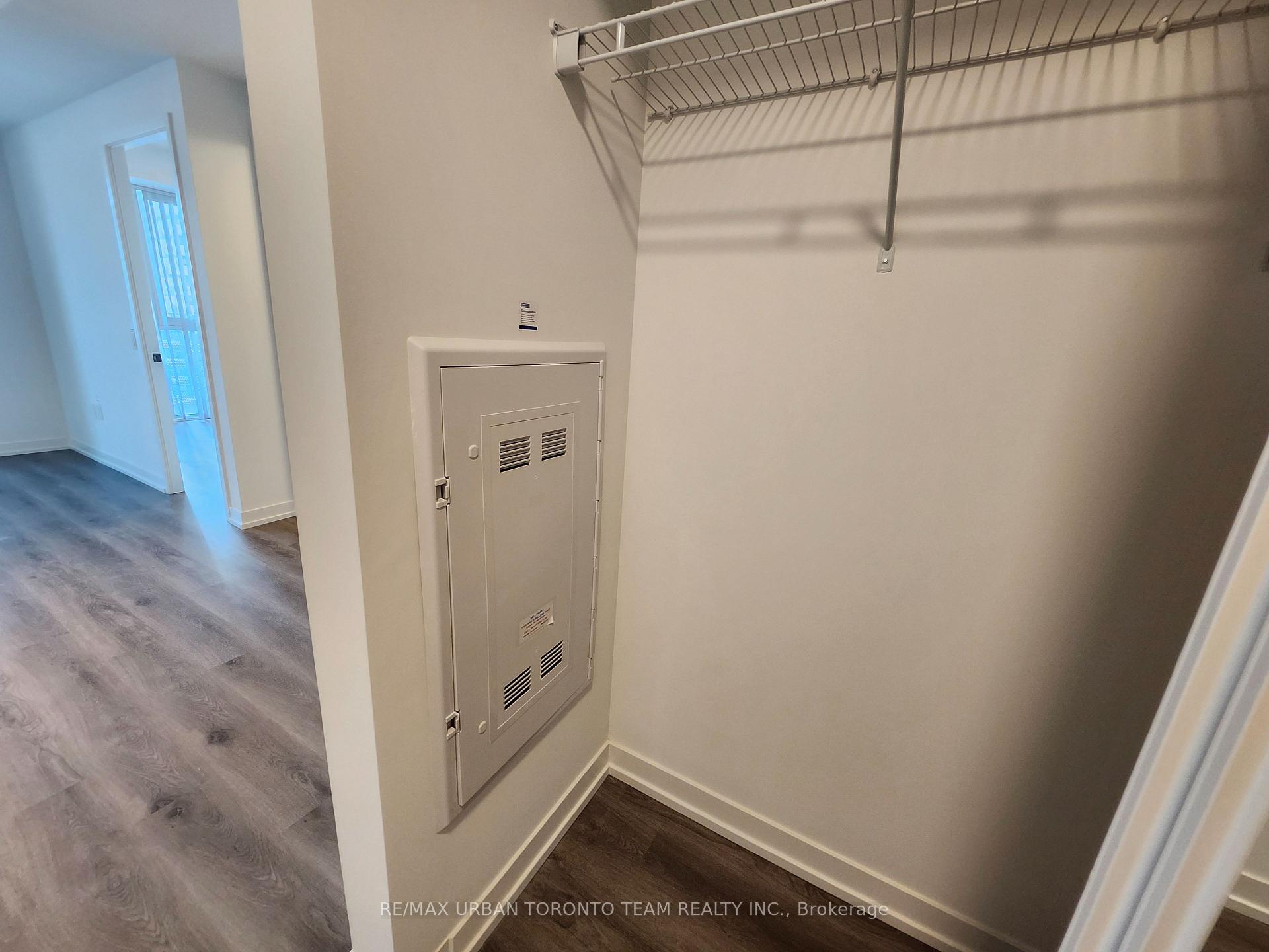 Photo 9 of Unit 2202, 28 Interchange Way, Vaughan, Vaughan Corporate Centre — HOMEH