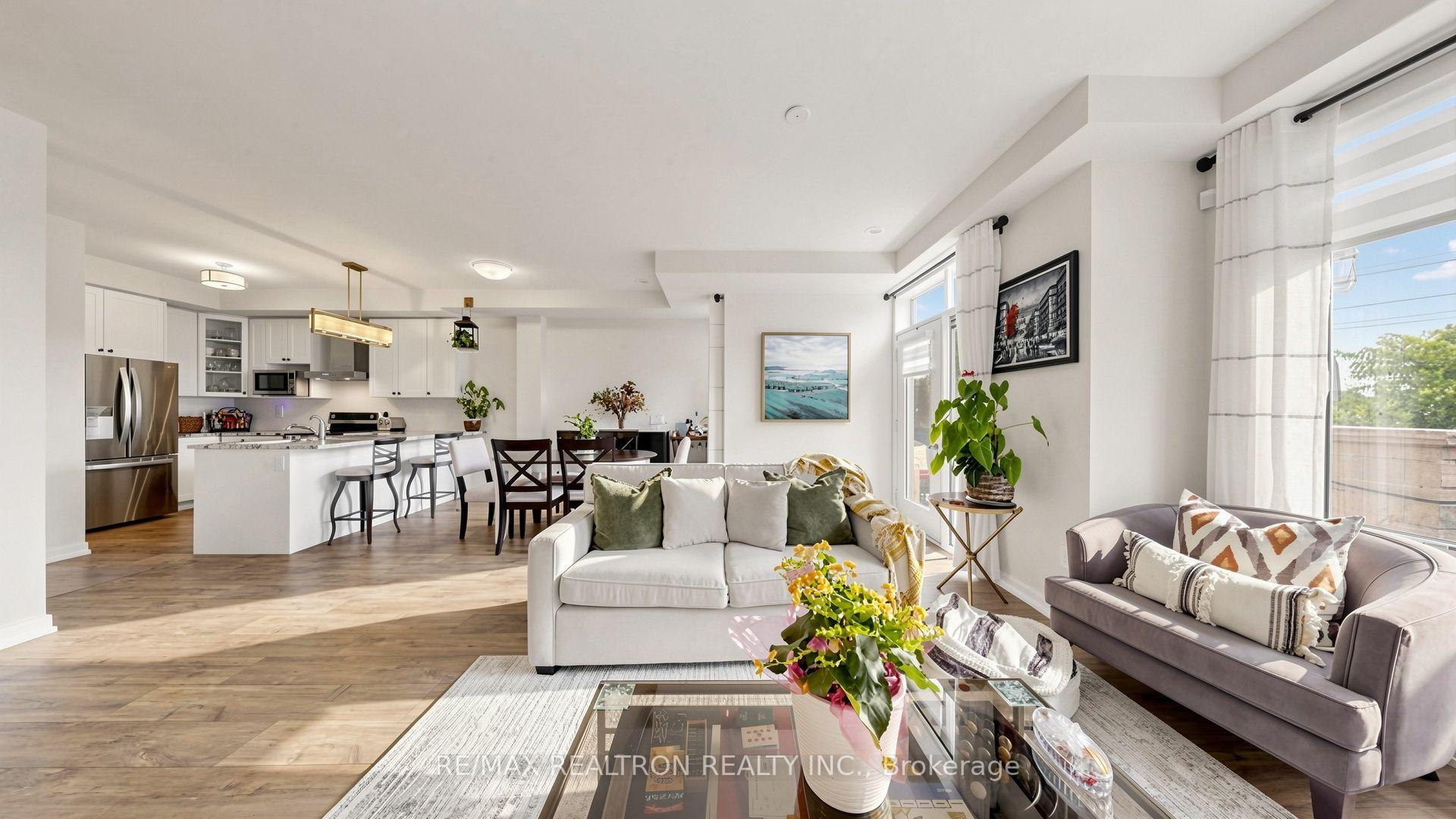 Photo 4 of Unit 19, 1956 Altona Road, Pickering, Rouge Park — HOMEH