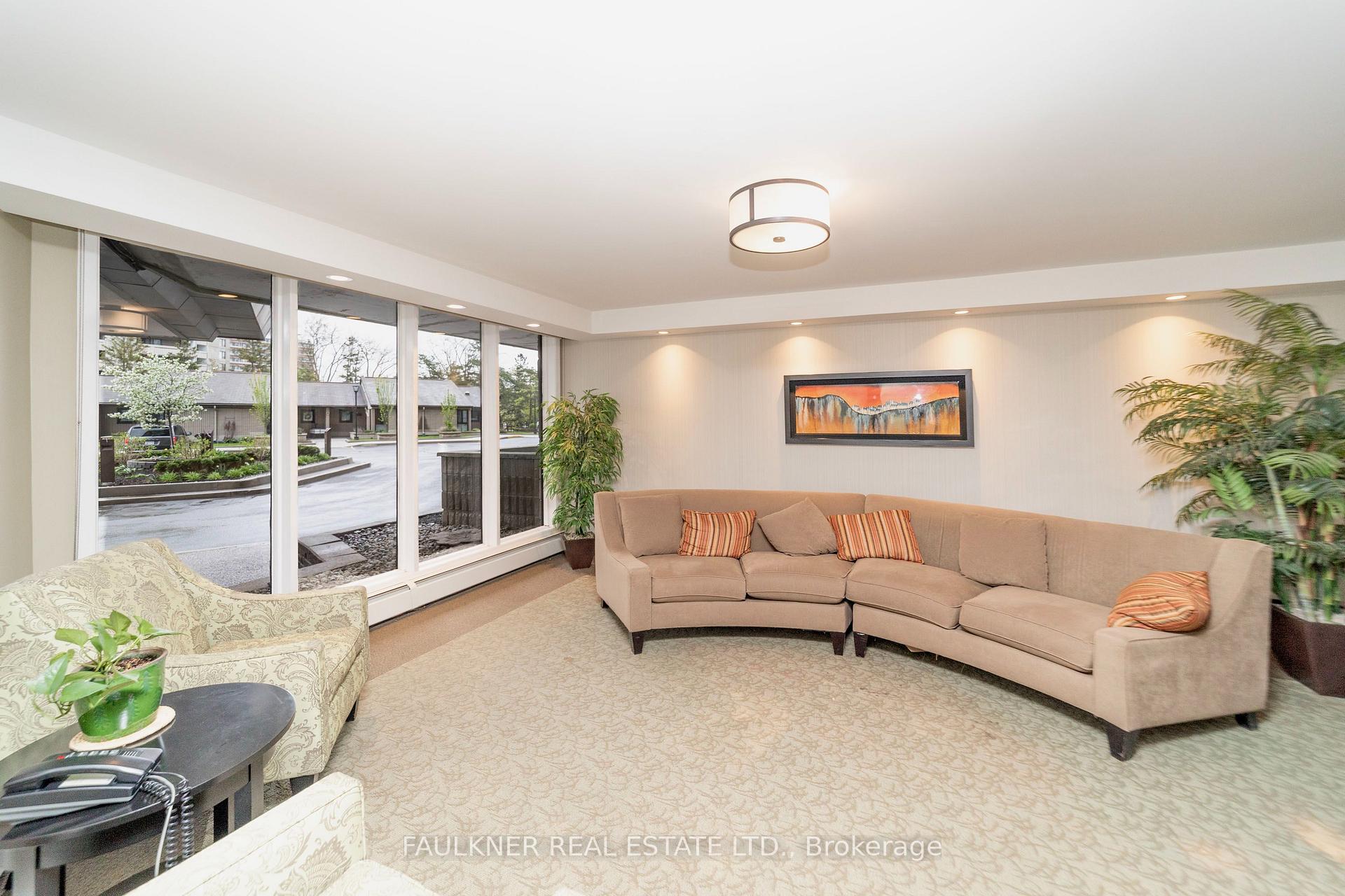 Photo 3 of Unit 2202, 1171 Ambleside Drive, Ottawa, Woodroffe — HOMEH
