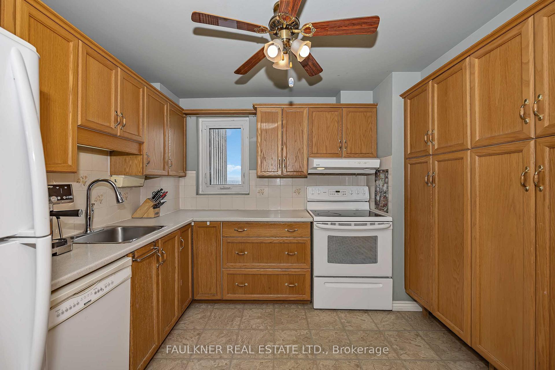 Photo 11 of Unit 2202, 1171 Ambleside Drive, Ottawa, Woodroffe — HOMEH