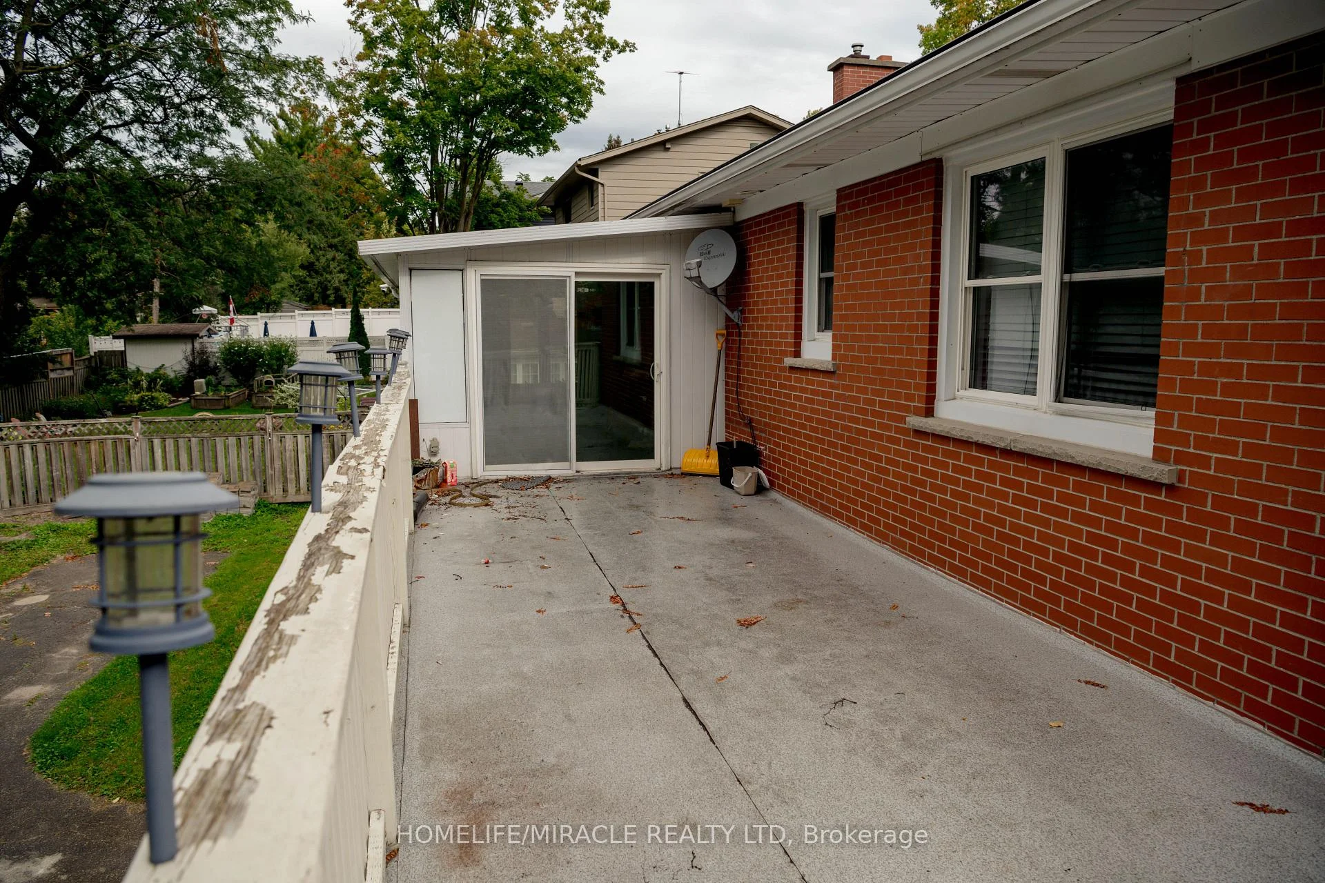 Photo 18 of 25 Thornridge Crescent, Kitchener, Forest Hill — HOMEH