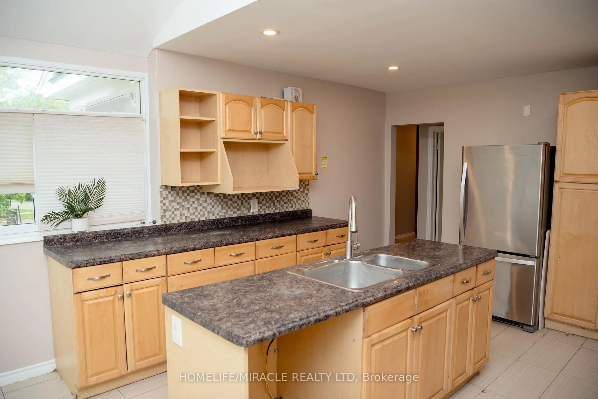 Photo 26 of 25 Thornridge Crescent, Kitchener, Forest Hill — HOMEH