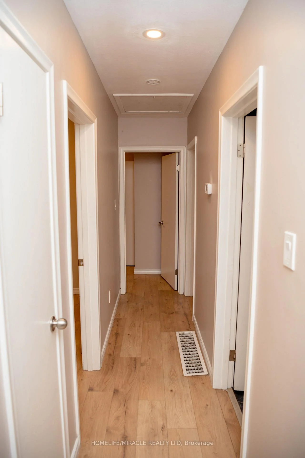 Photo 40 of 25 Thornridge Crescent, Kitchener, Forest Hill — HOMEH