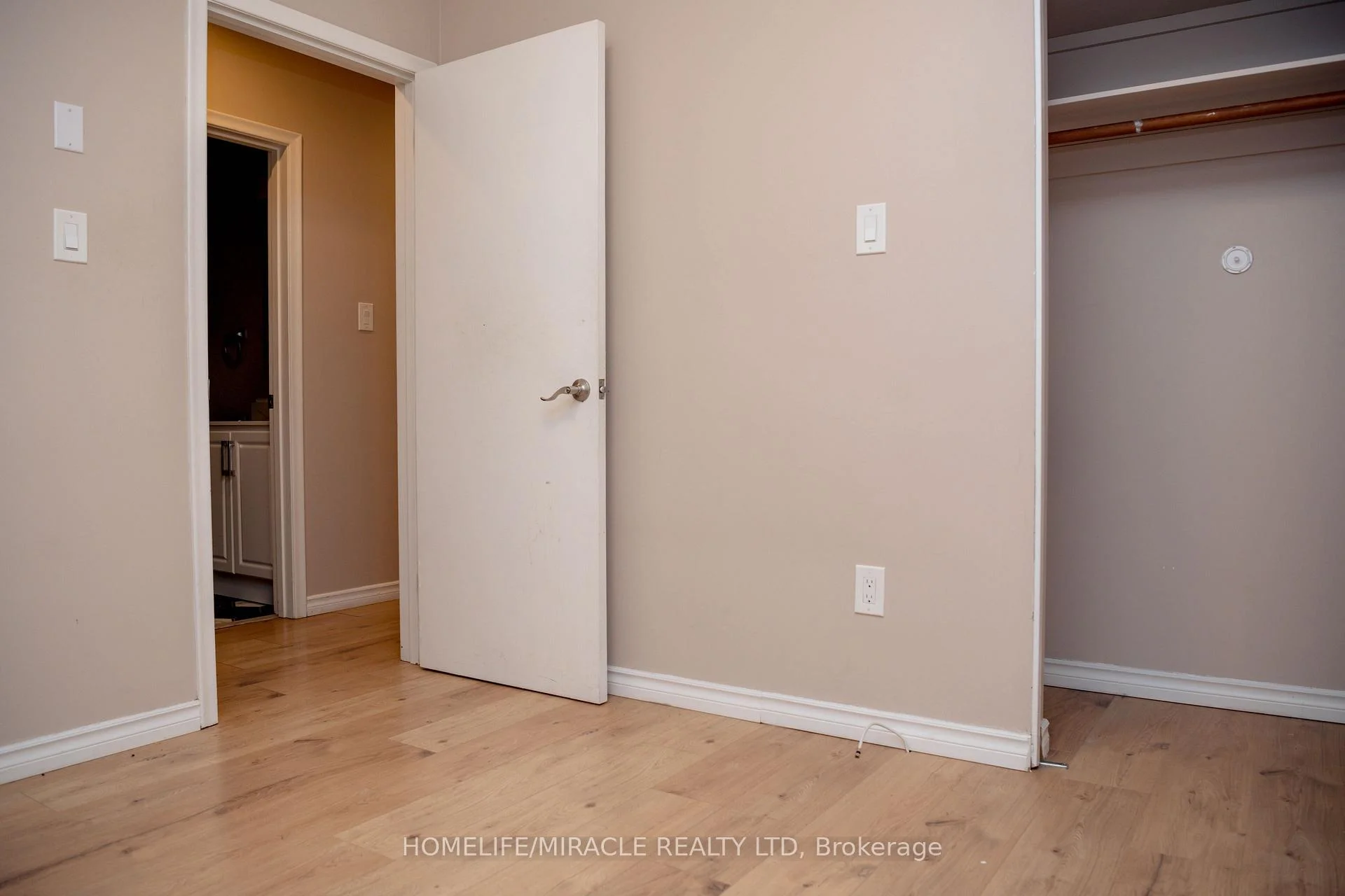 Photo 41 of 25 Thornridge Crescent, Kitchener, Forest Hill — HOMEH