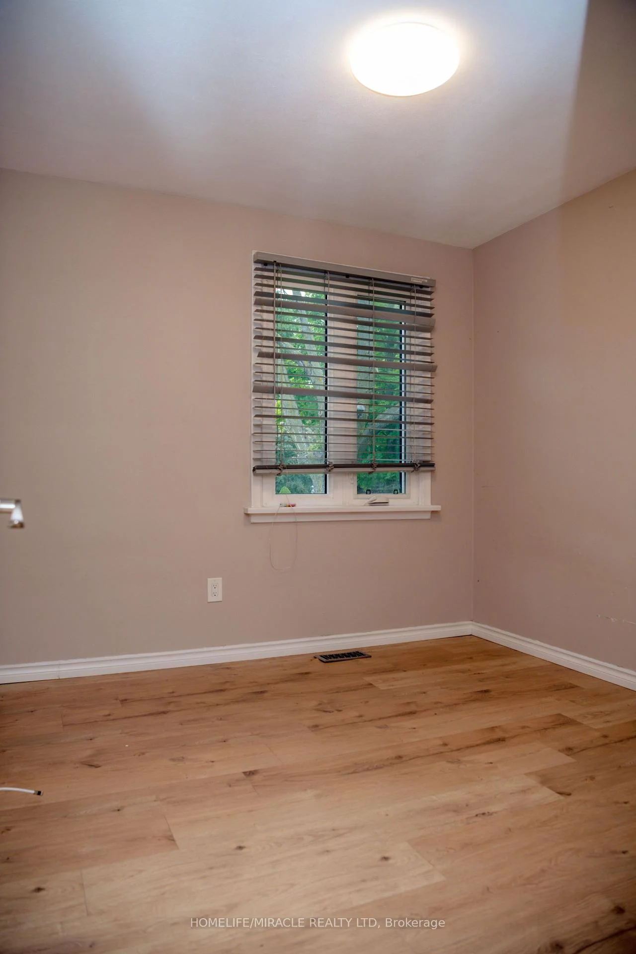Photo 42 of 25 Thornridge Crescent, Kitchener, Forest Hill — HOMEH