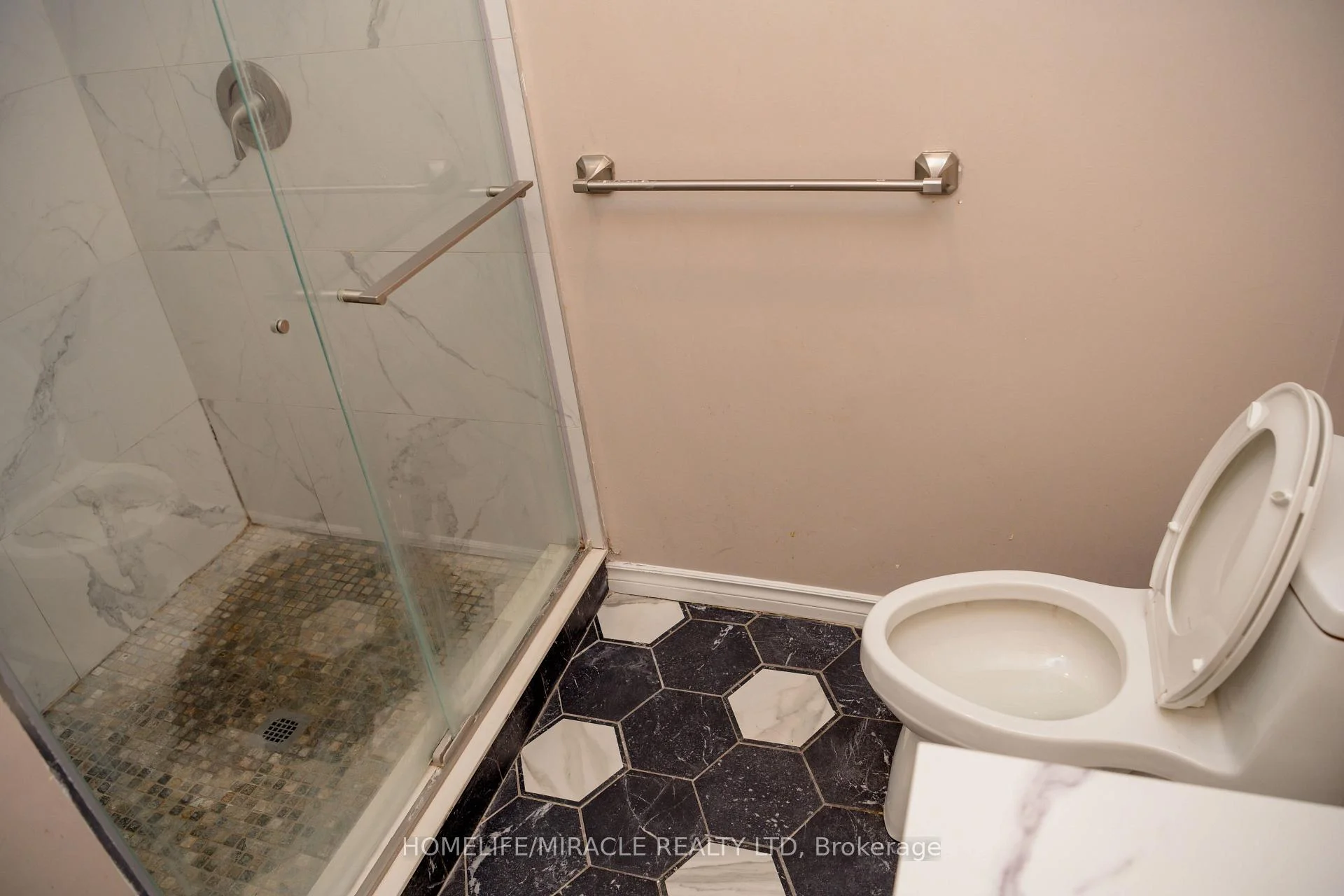 Photo 46 of 25 Thornridge Crescent, Kitchener, Forest Hill — HOMEH