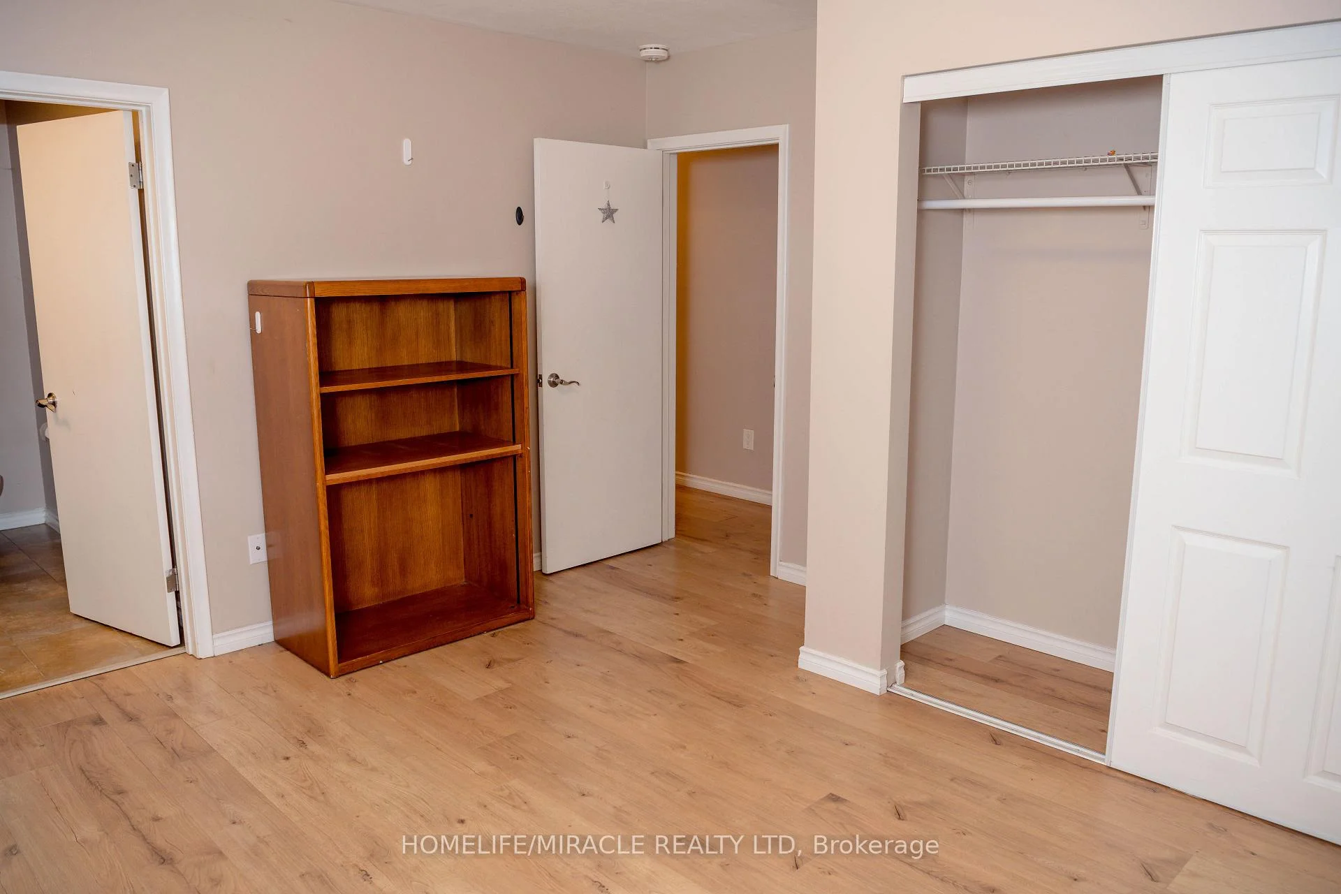 Photo 55 of 25 Thornridge Crescent, Kitchener, Forest Hill — HOMEH
