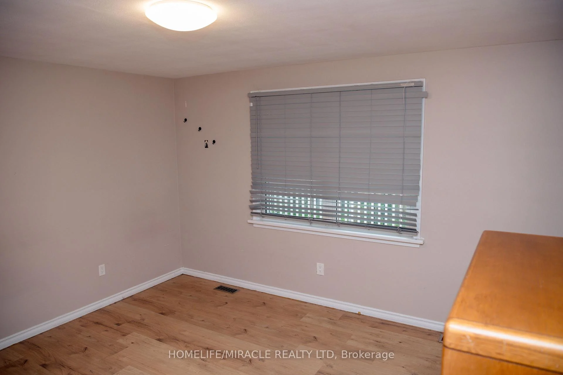 Photo 57 of 25 Thornridge Crescent, Kitchener, Forest Hill — HOMEH