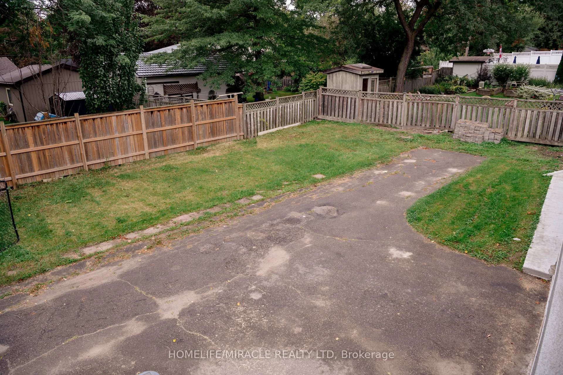 Photo 61 of 25 Thornridge Crescent, Kitchener, Forest Hill — HOMEH