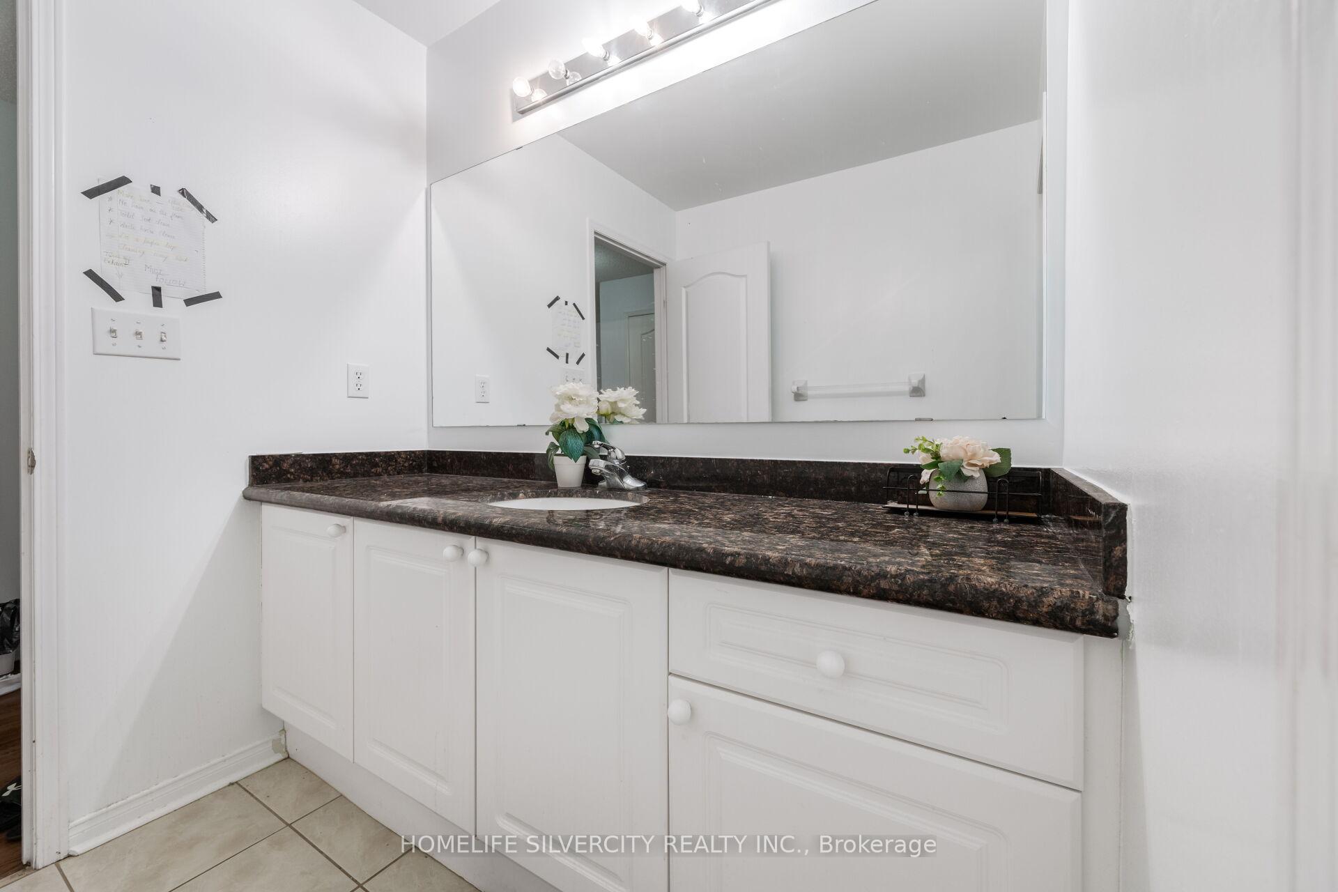 Photo 38 of 29 Beachpoint Boulevard, Brampton, Fletcher's Meadow — HOMEH
