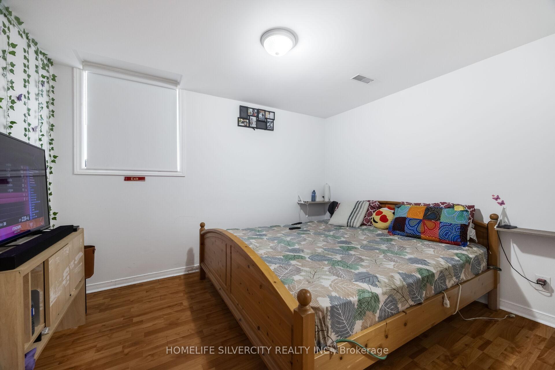 Photo 45 of 29 Beachpoint Boulevard, Brampton, Fletcher's Meadow — HOMEH