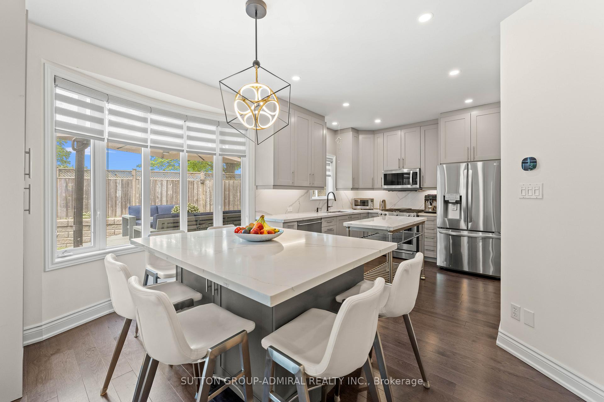 Photo 9 of 57 Bentwood Crescent, Vaughan, Patterson — HOMEH