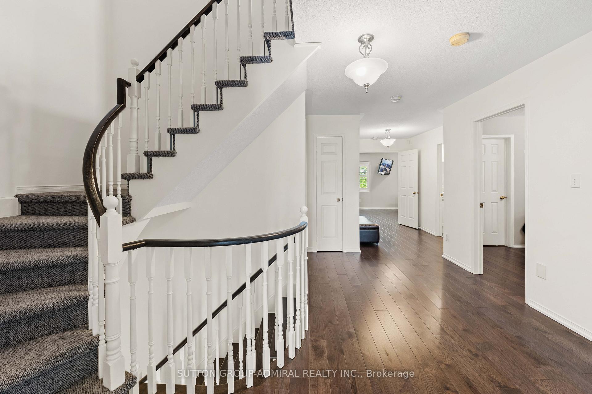 Photo 13 of 57 Bentwood Crescent, Vaughan, Patterson — HOMEH