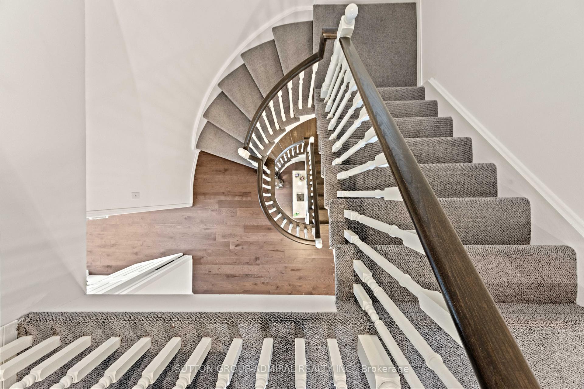 Photo 20 of 57 Bentwood Crescent, Vaughan, Patterson — HOMEH
