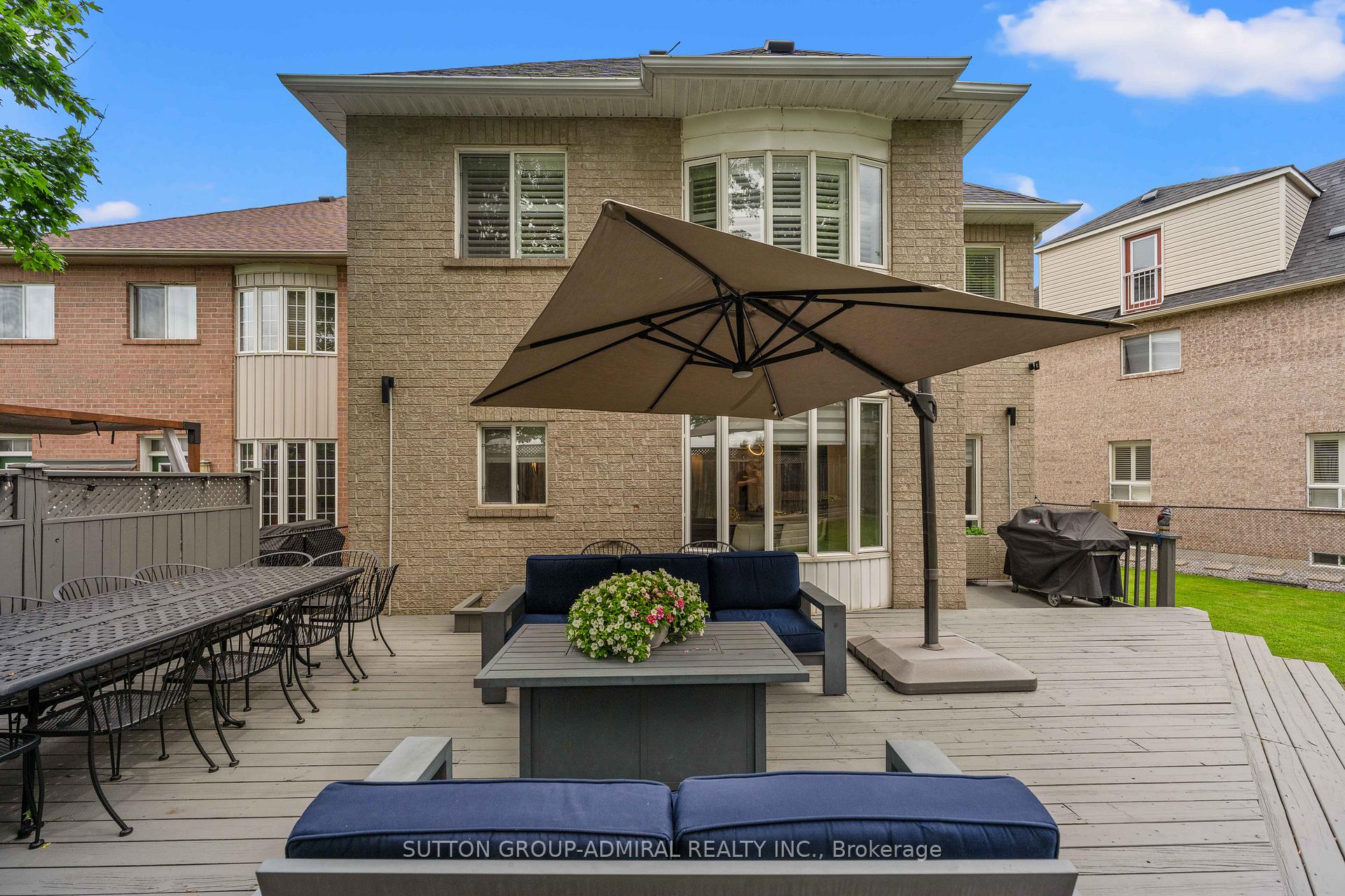 Photo 24 of 57 Bentwood Crescent, Vaughan, Patterson — HOMEH