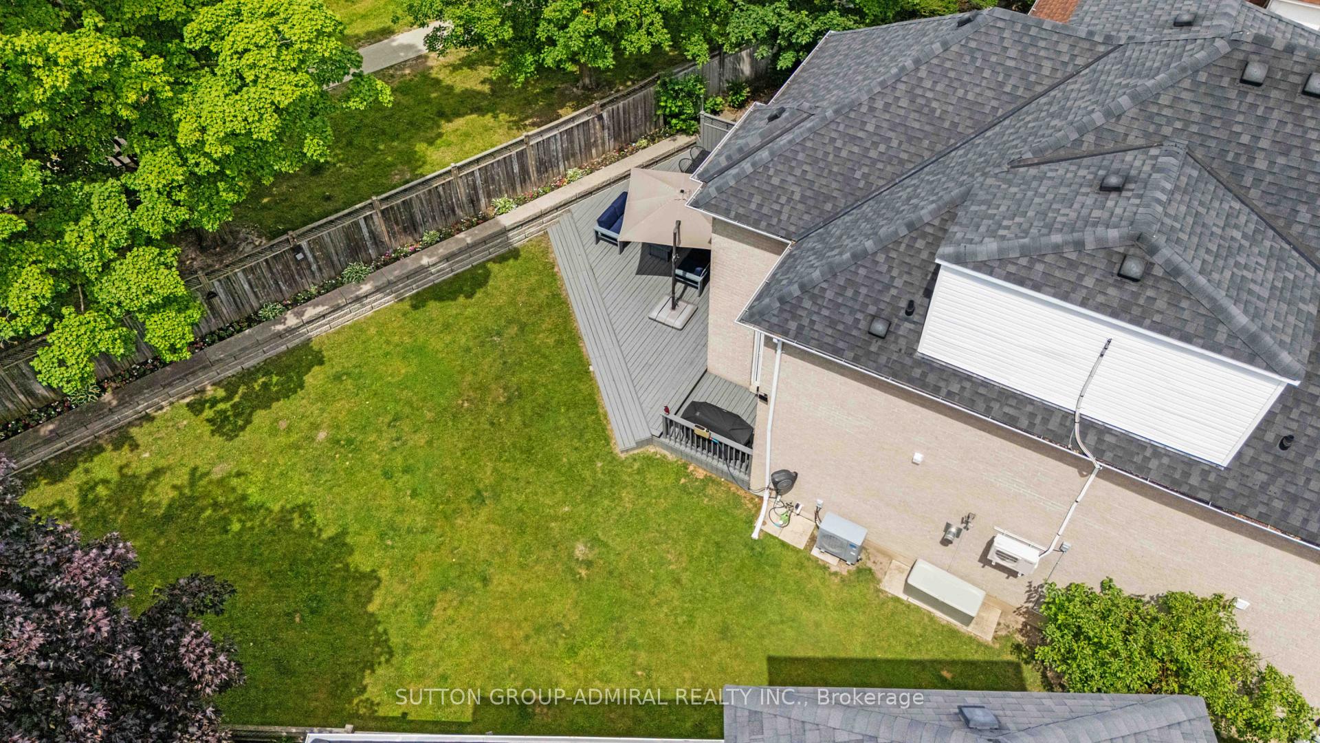 Photo 26 of 57 Bentwood Crescent, Vaughan, Patterson — HOMEH
