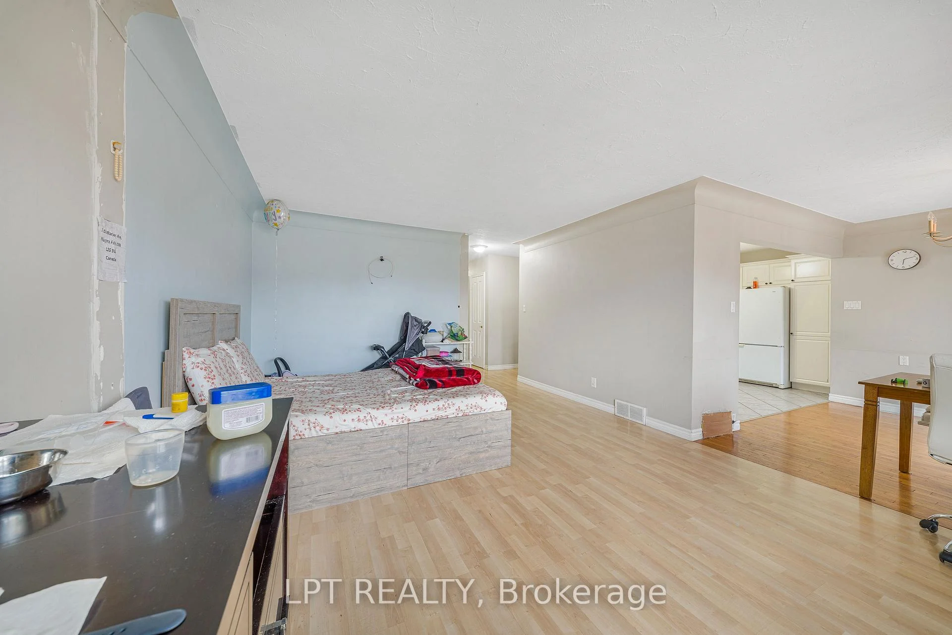 Photo 19 of 7156 Warden Avenue, Niagara Falls, Arad/Fallsview — HOMEH