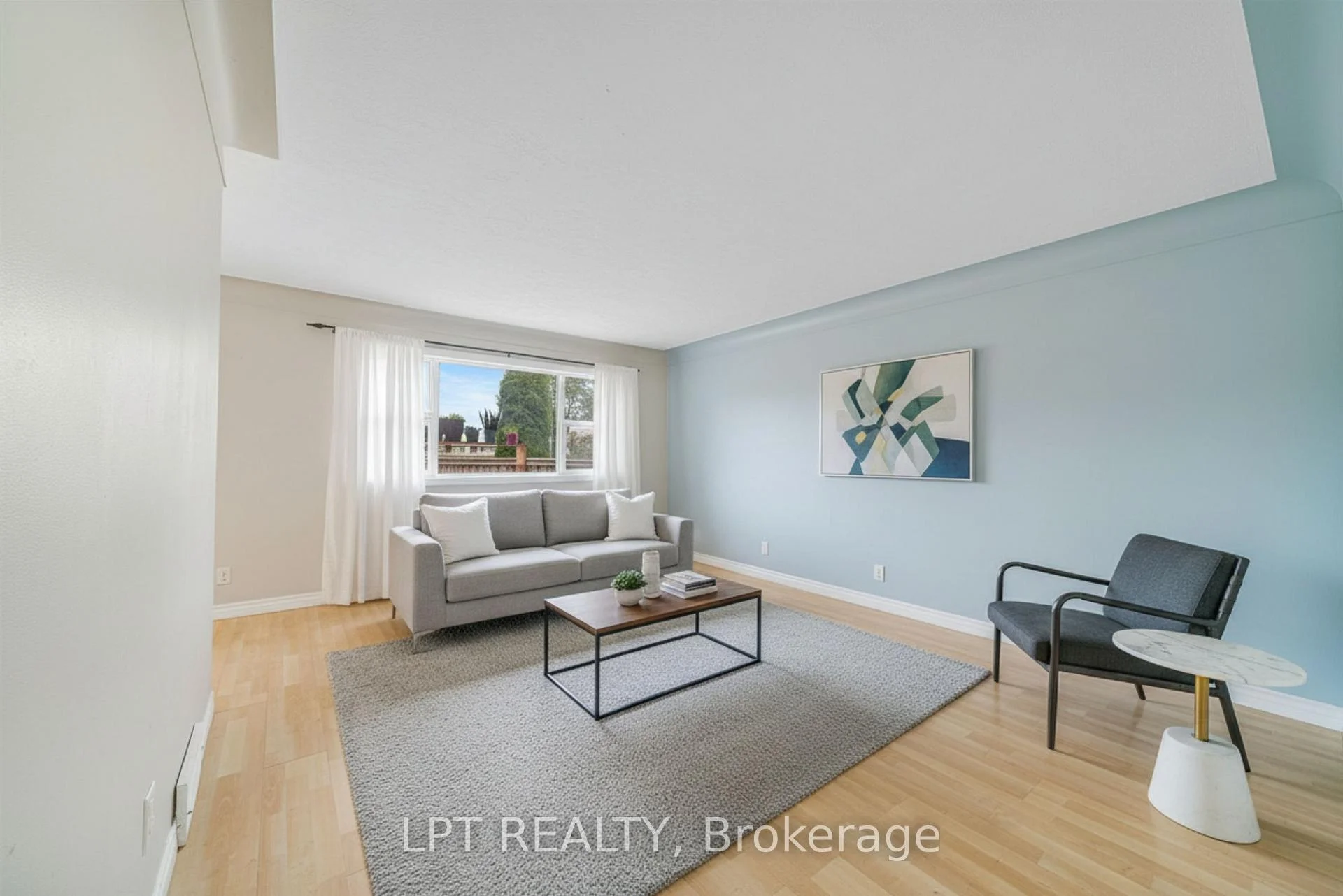 Photo 22 of 7156 Warden Avenue, Niagara Falls, Arad/Fallsview — HOMEH