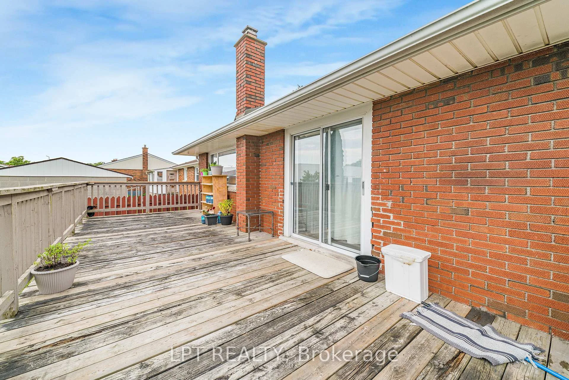Photo 29 of 7156 Warden Avenue, Niagara Falls, Arad/Fallsview — HOMEH