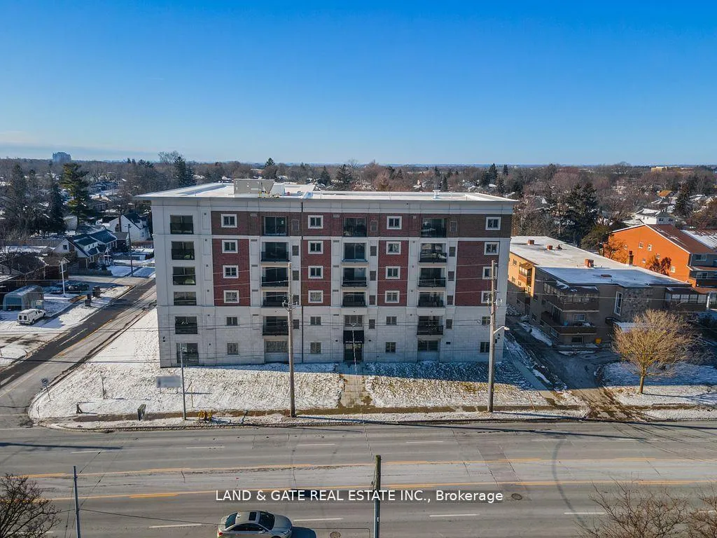 Photo 21 of Unit 201, 976 Simcoe Street N, Oshawa, Centennial — HOMEH