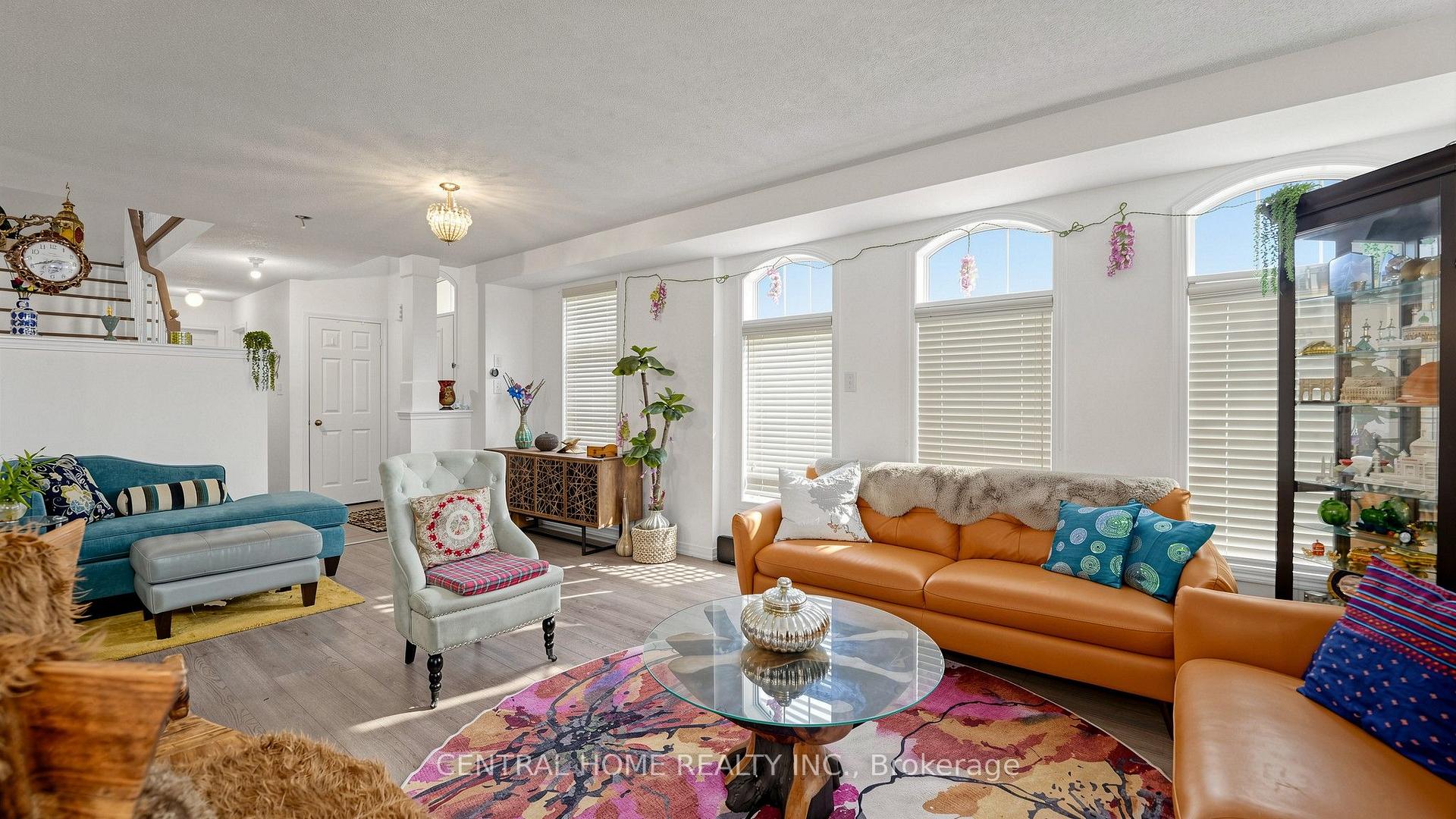 Photo 5 of 25 Camilleri Road, Ajax, Central East — HOMEH