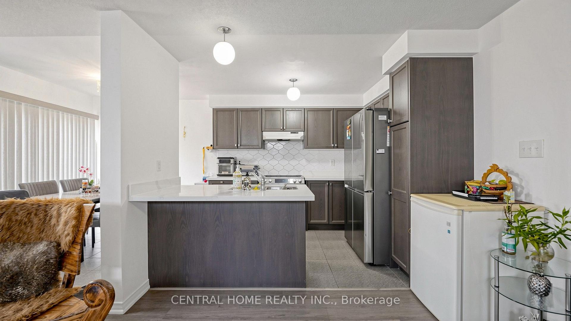 Photo 11 of 25 Camilleri Road, Ajax, Central East — HOMEH