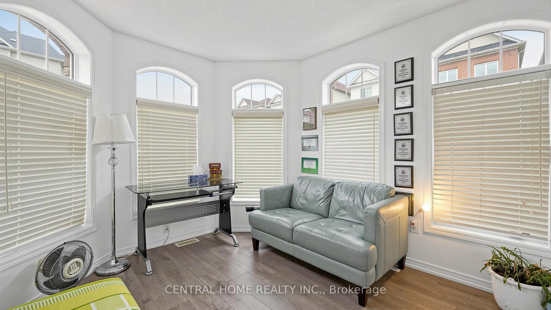 Photo 13 of 25 Camilleri Road, Ajax, Central East — HOMEH