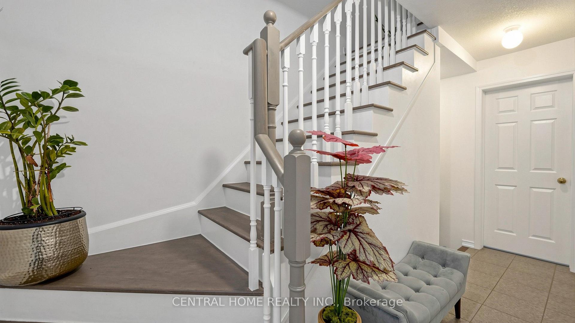 Photo 16 of 25 Camilleri Road, Ajax, Central East — HOMEH