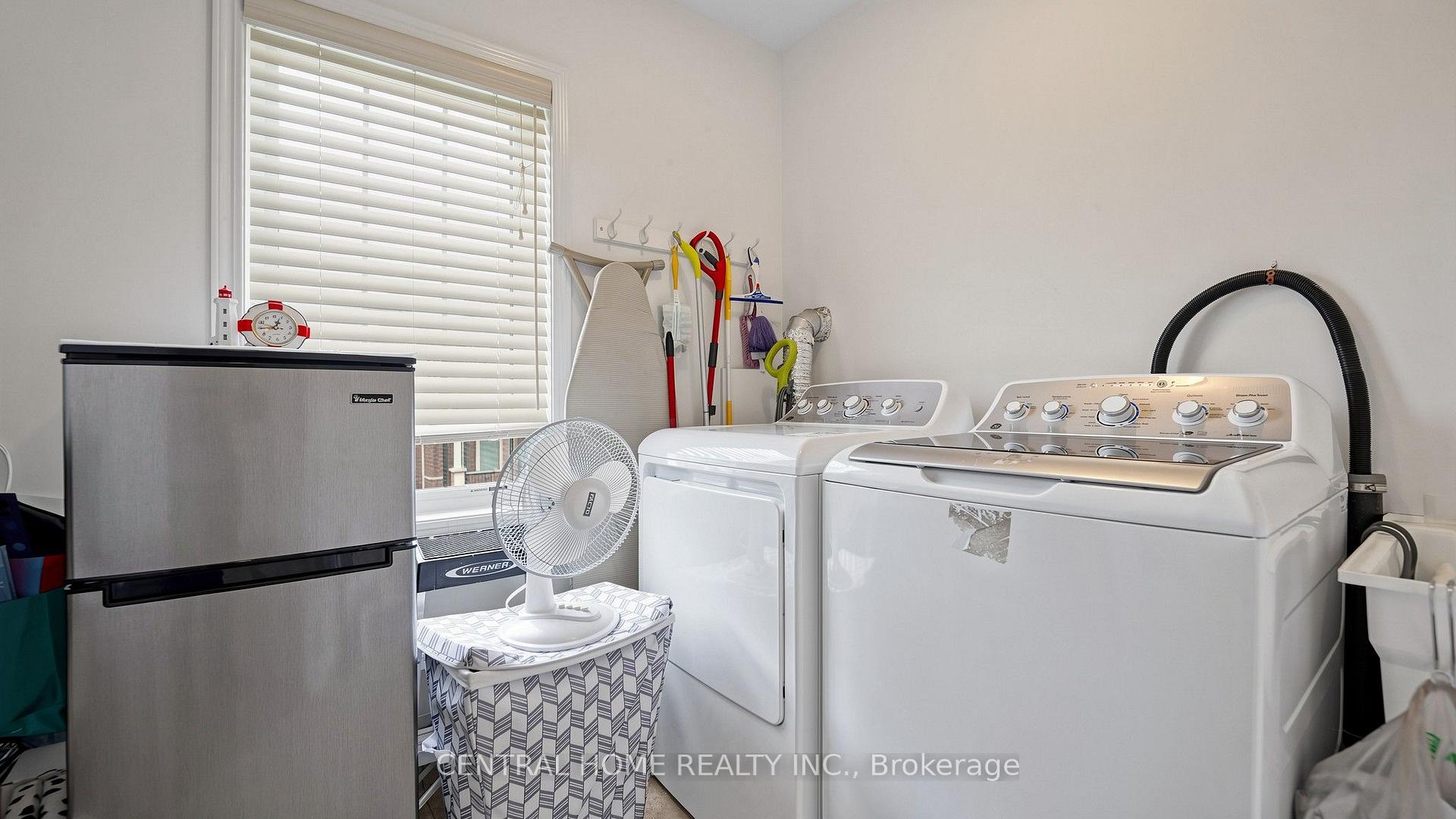 Photo 33 of 25 Camilleri Road, Ajax, Central East — HOMEH