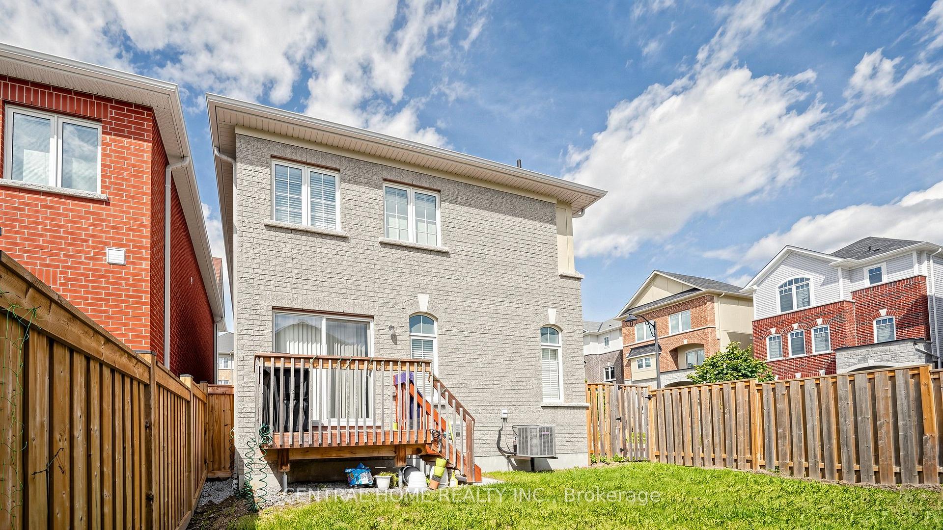 Photo 34 of 25 Camilleri Road, Ajax, Central East — HOMEH