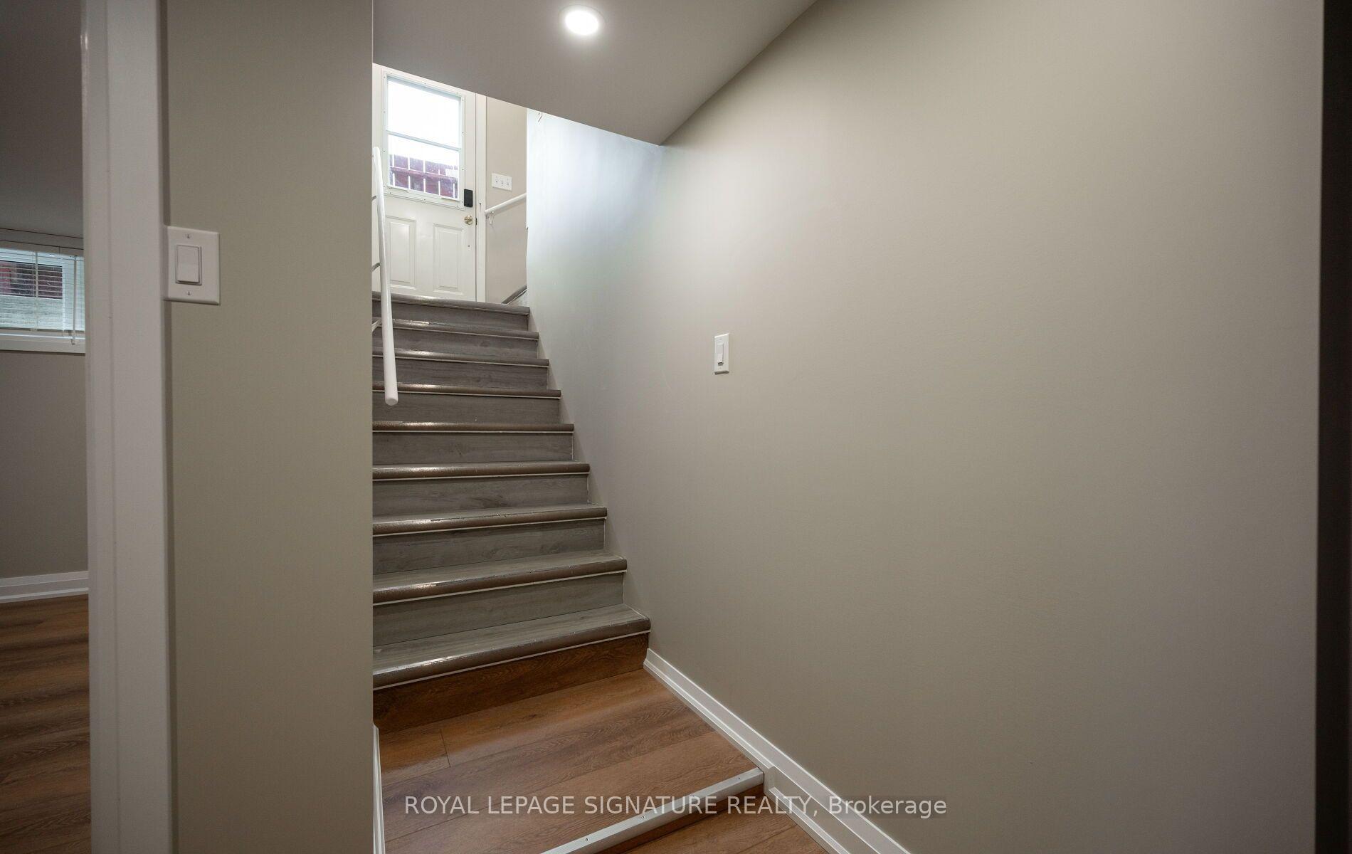 Photo 3 of 16 Eleanor (Lower Level) Court, Guelph, Grange Road — HOMEH